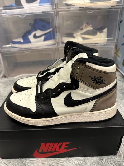 Nike GS Air Jordan 1 High OG "Sail/Dark Mocha/Black"