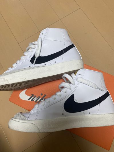 NIKE Women's BLAZER MID ’77 VINTAGE "WHITE/BLACK"