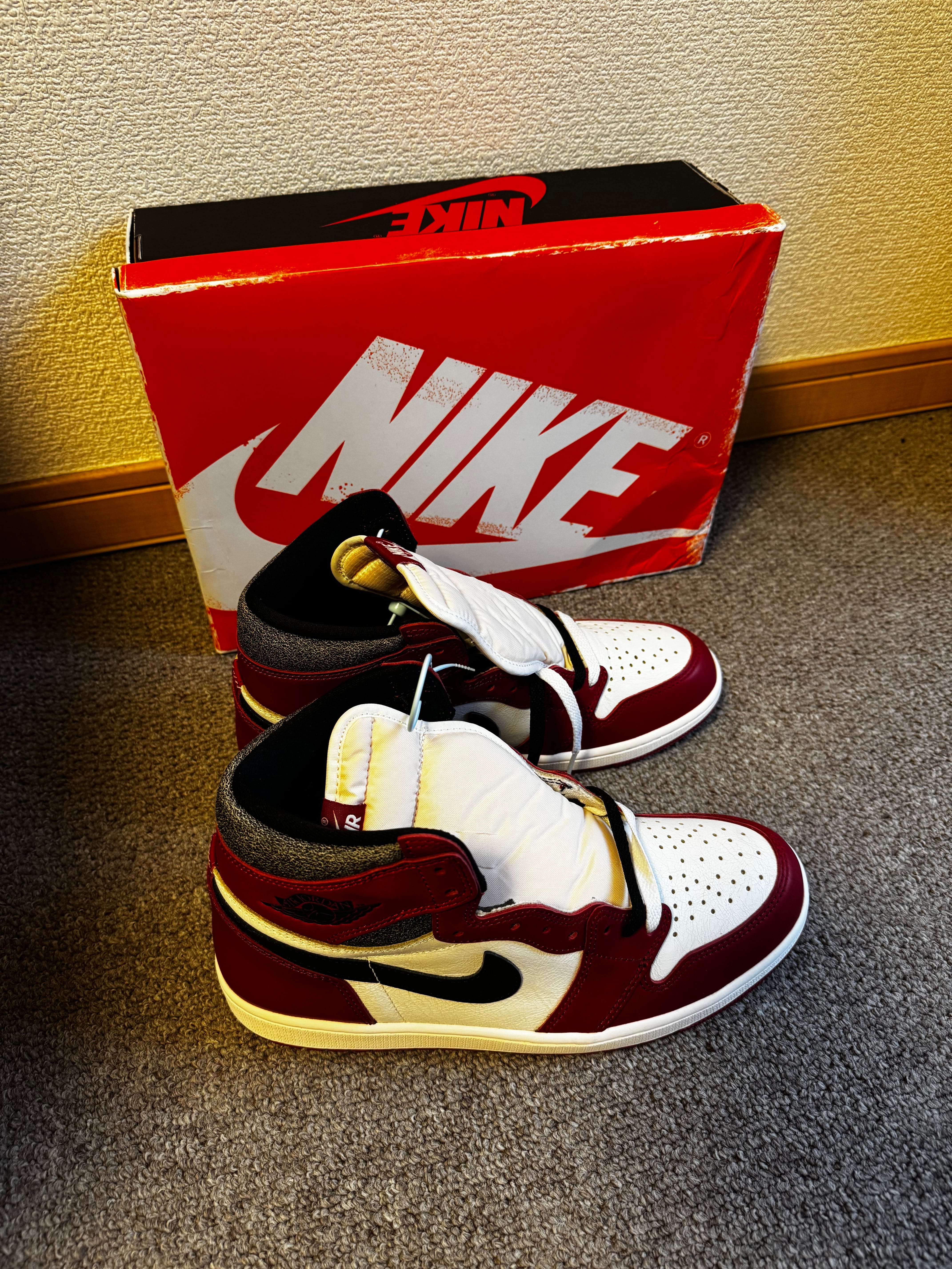 Nike Air Jordan 1 High OG "Lost & Found/Chicago"