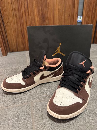 Nike Air Jordan 1 Low SE "Light Chocolate" / "Mocha Brown"
