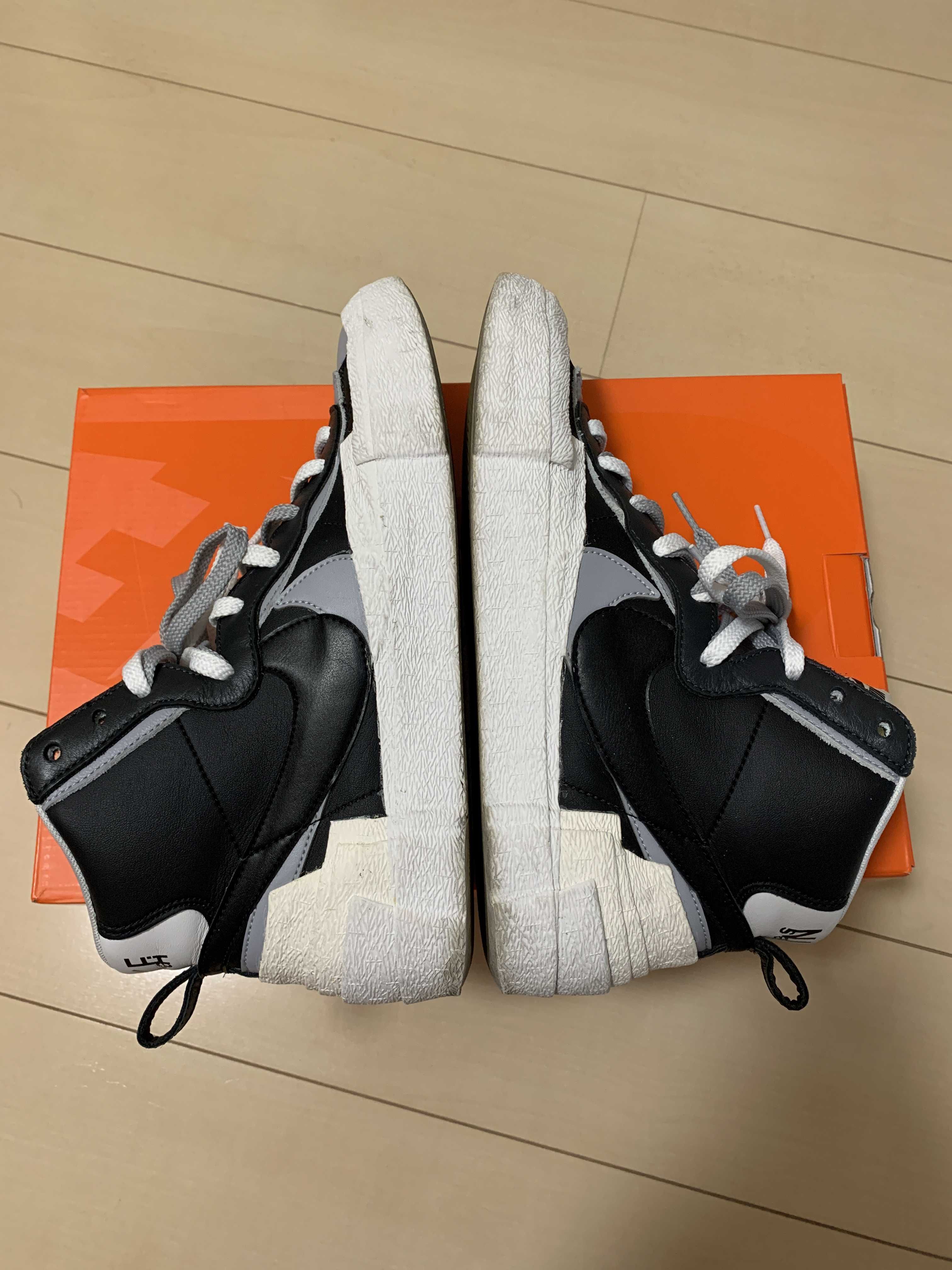 sacai × NIKE BLAZER MID "BLACK/WOLF GREY/WHITE"