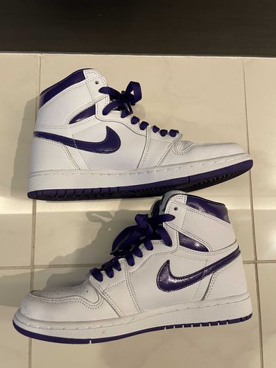 Nike Women's Air Jordan 1 High OG "Court Purple"