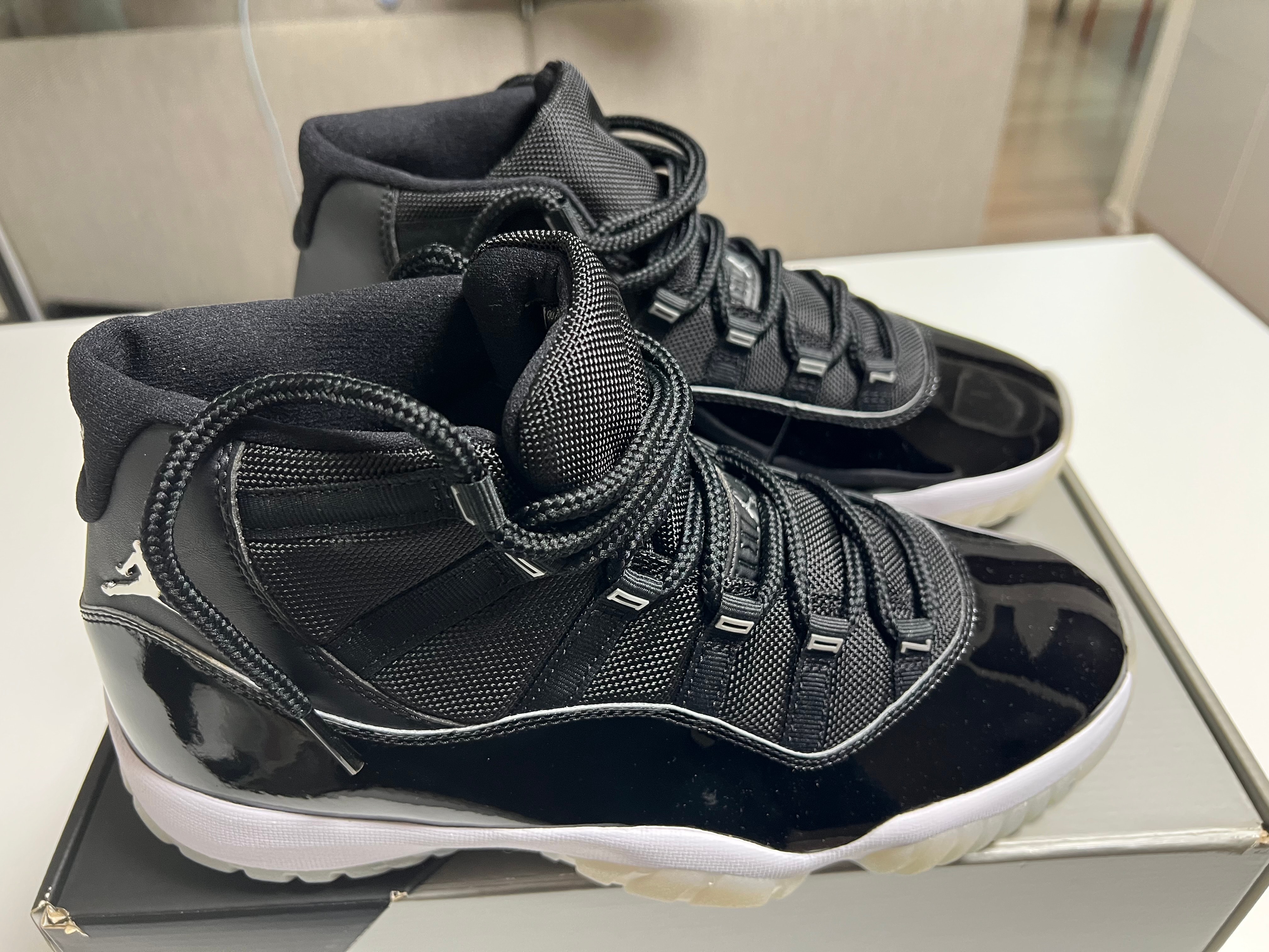 エアジョーダン11(AJ11) 人気の新作/中古通販【スニーカーダンク】