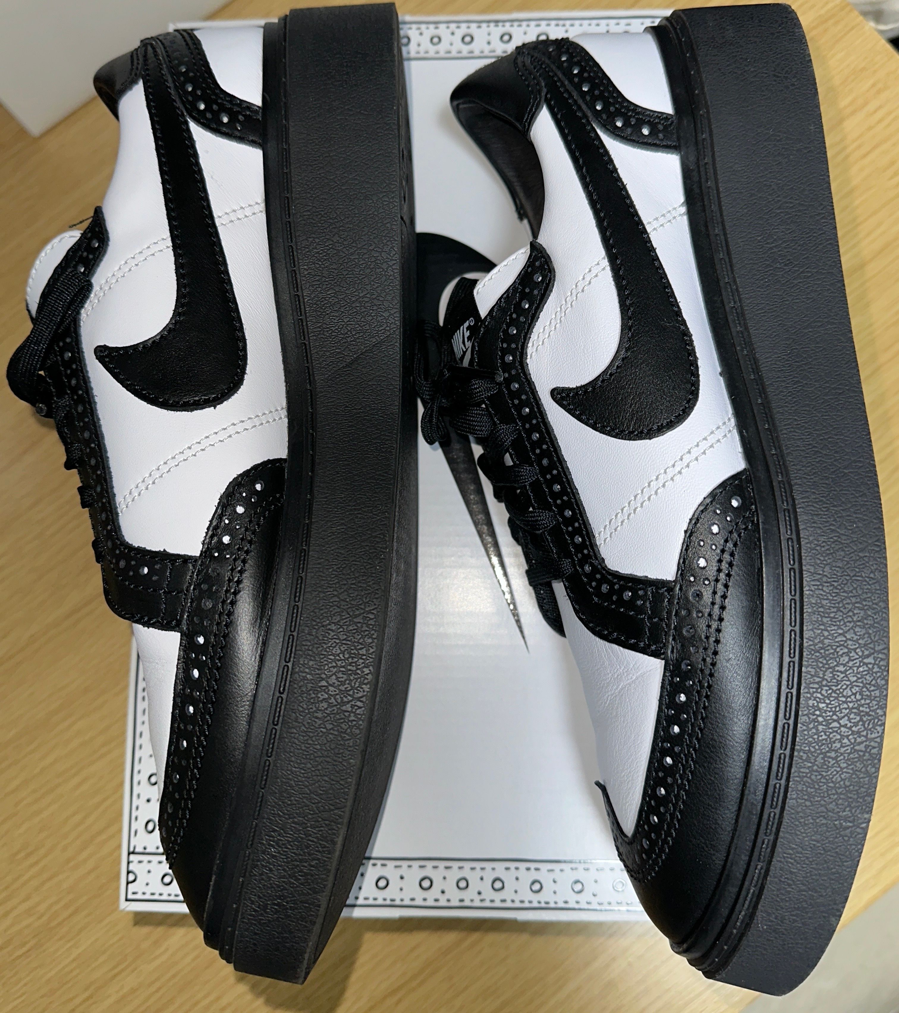 PEACEMINUSONE × Nike Kwondo 1 "Black and White" / G-DRAGON