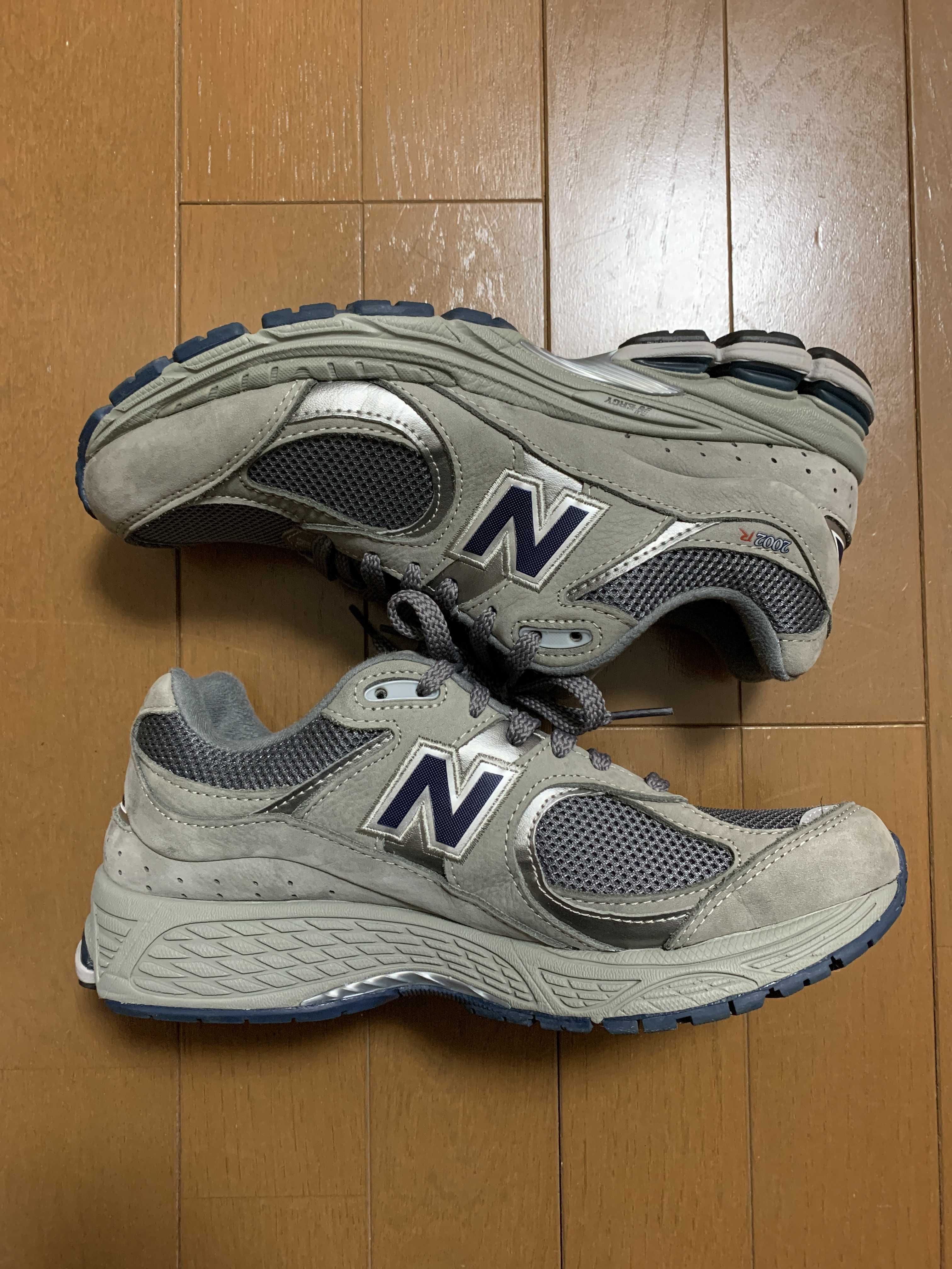 New Balance 2002R "Gray"