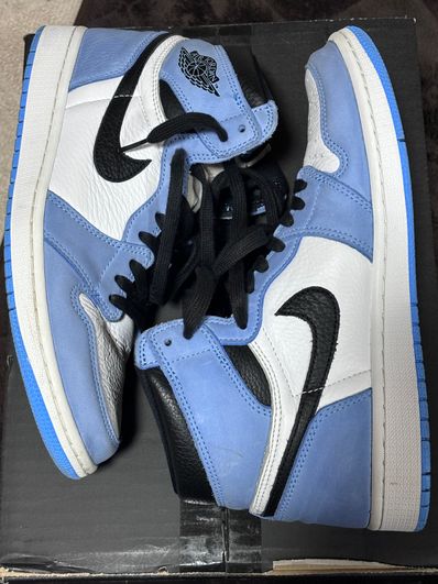 Nike Air Jordan 1 High OG "University Blue"