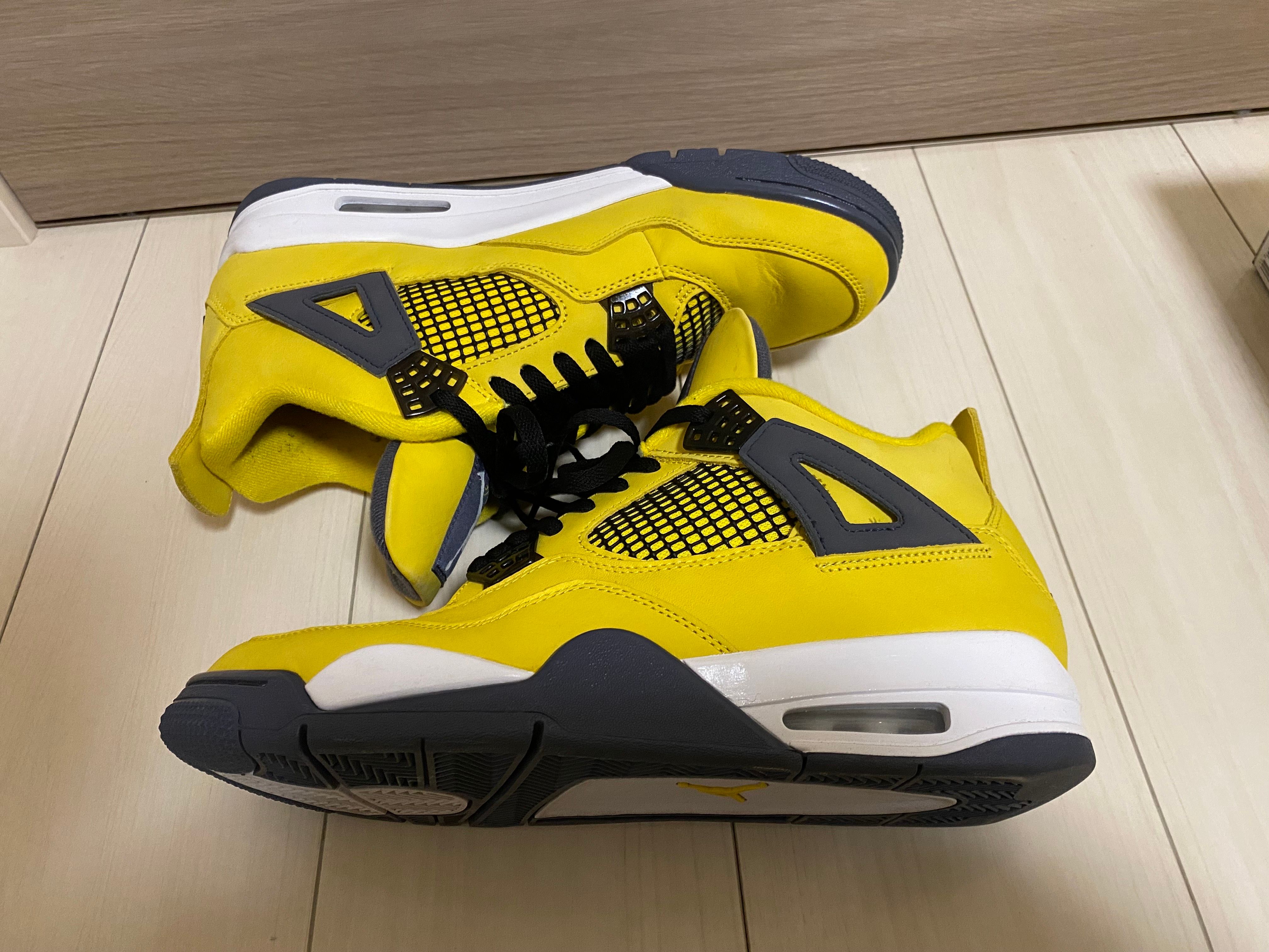 Nike Air Jordan 4 "Tour Yellow"