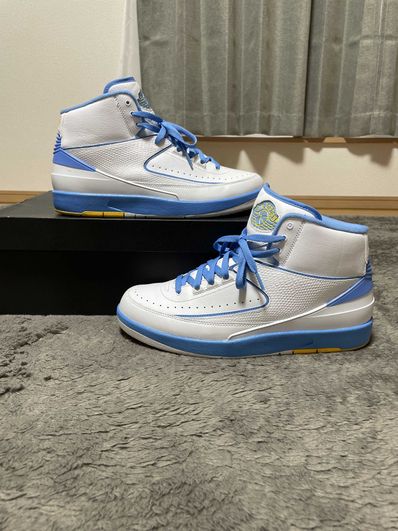 Nike Air Jordan 2 Retro Melo White/Varsity Maize/University Blue (2018)