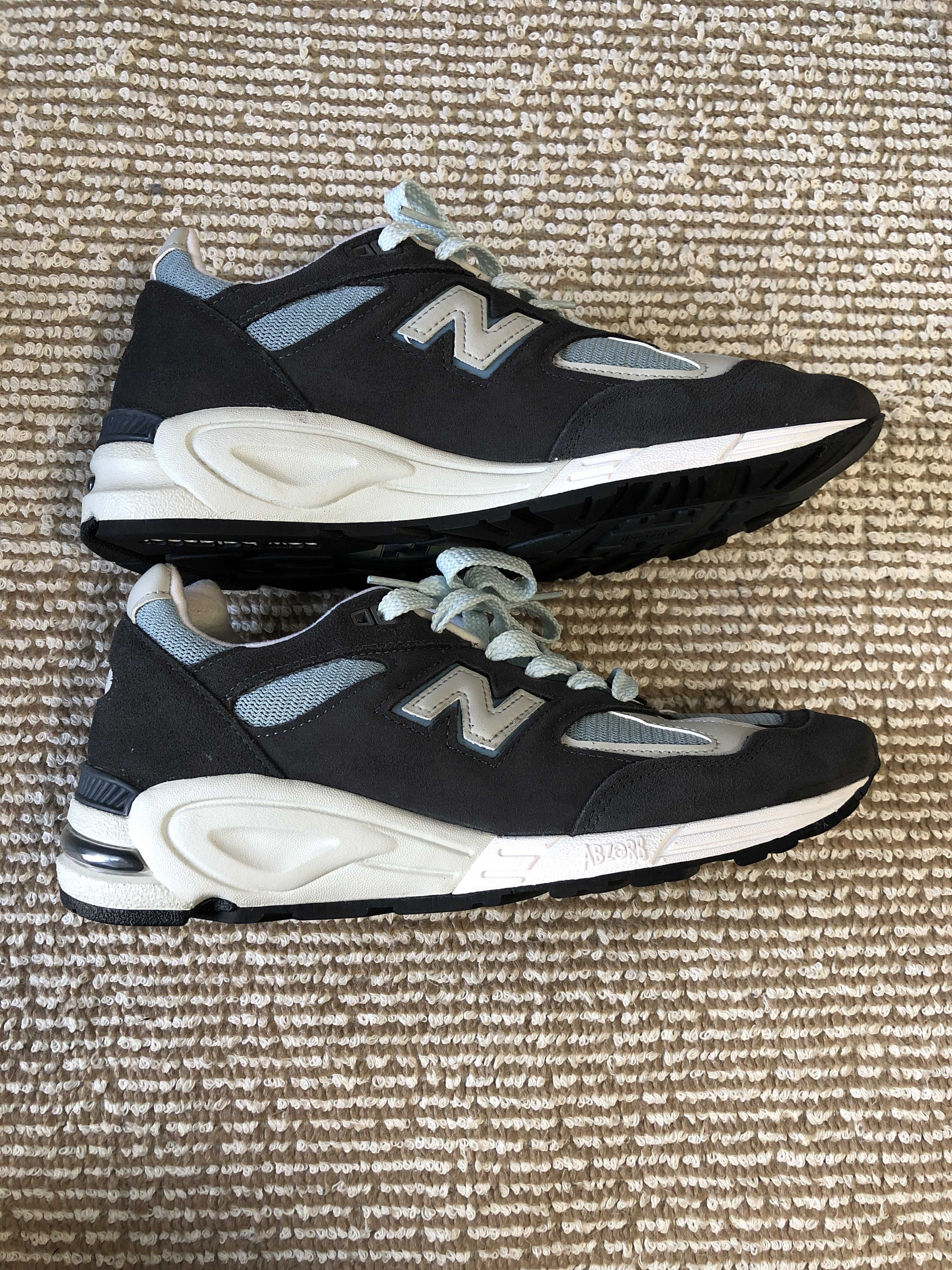 KITH Ronnie Fieg × New Balance 990V2 "Steel Blue"