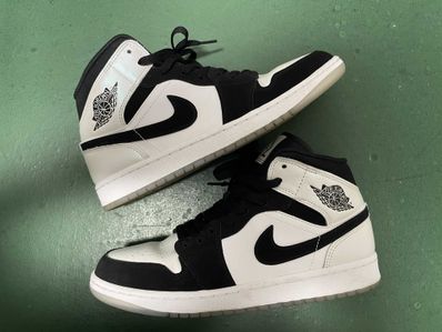 Nike Air Jordan 1 Mid "Omega/Black/White"