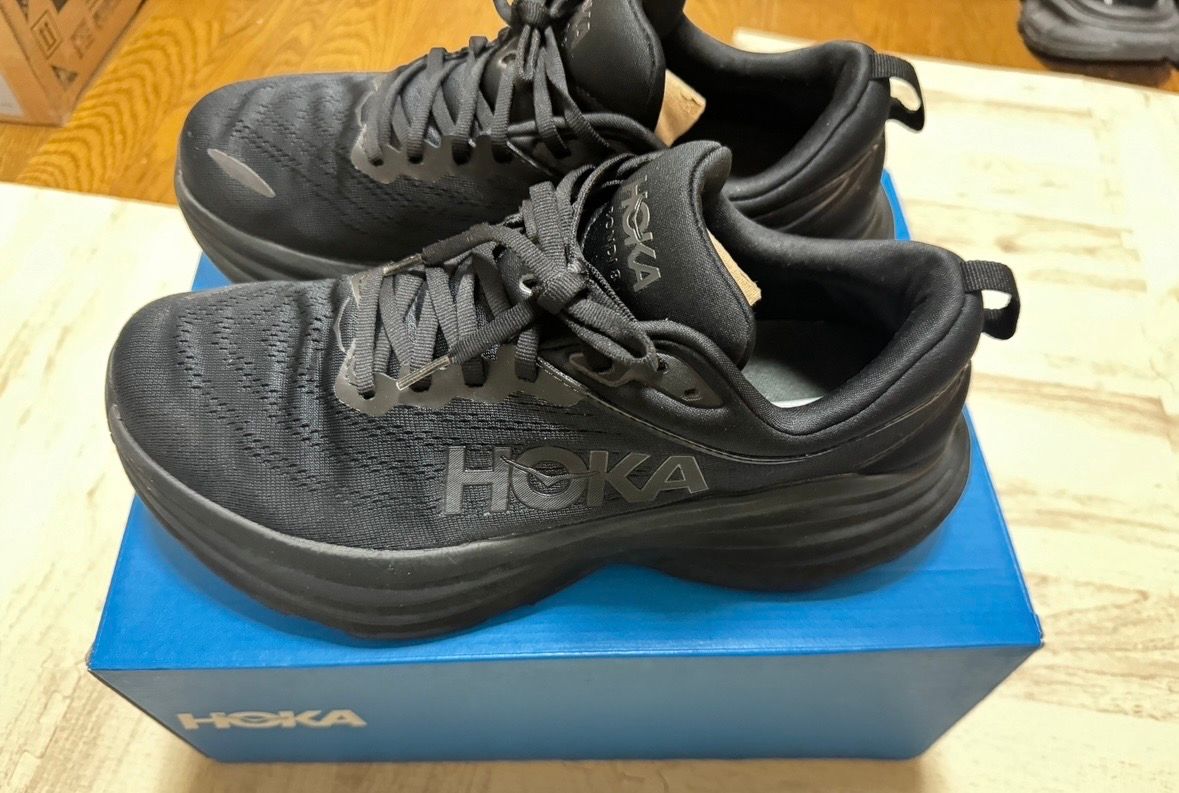 Hoka Bondi 8 "Black"