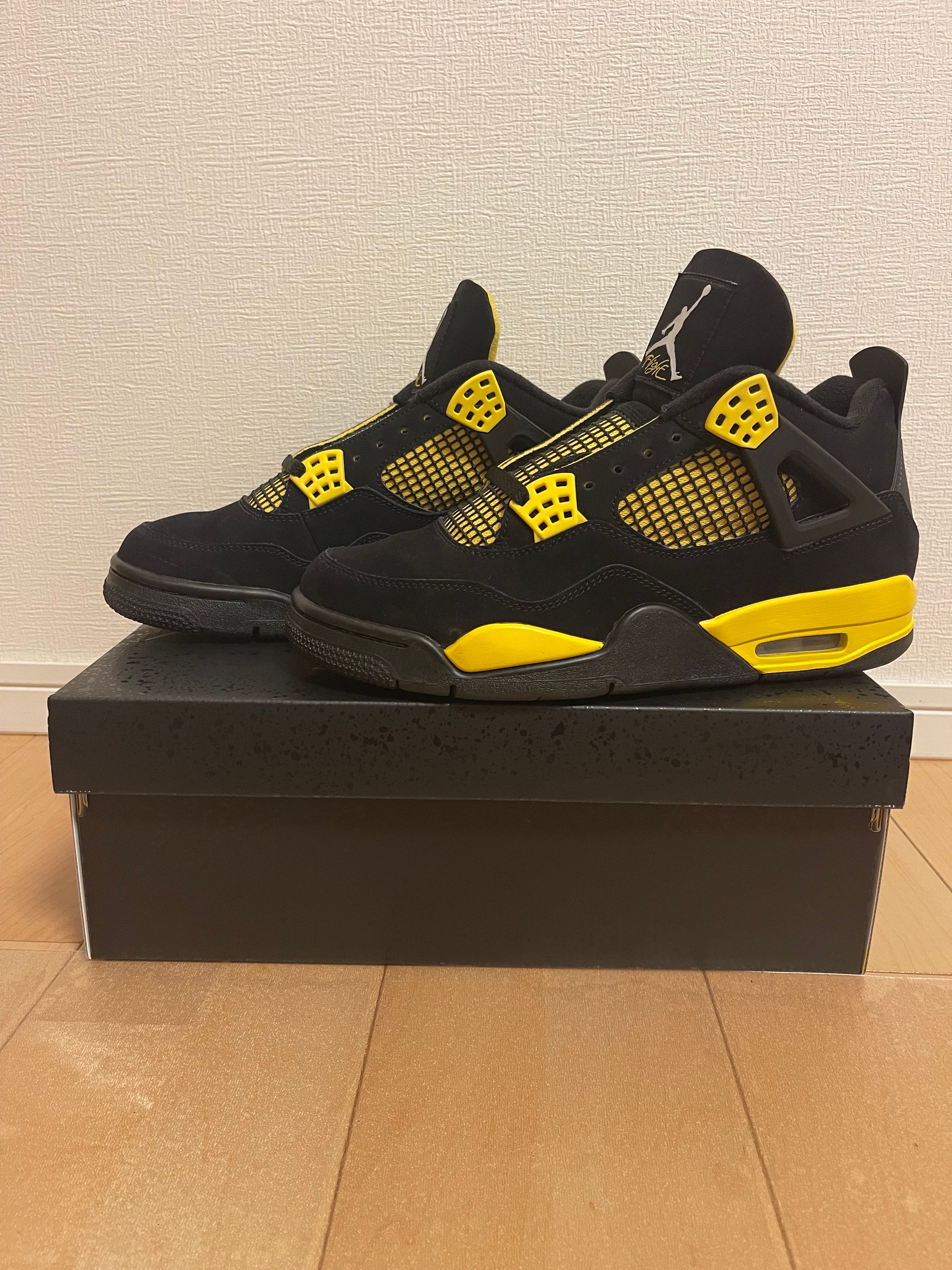 Nike Air Jordan 4 Retro "Thunder"(2023)