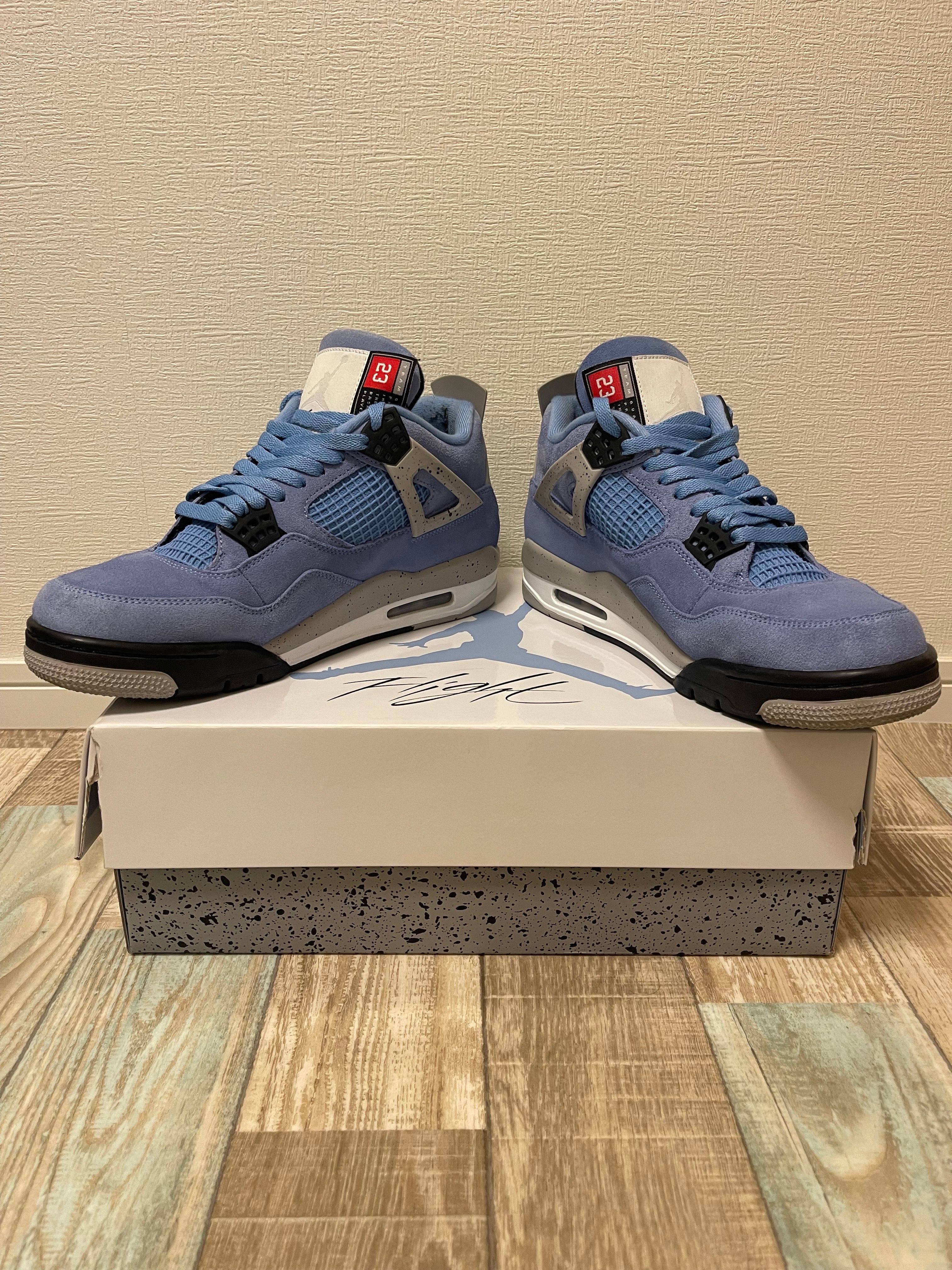 Nike Air Jordan 4 "University Blue"