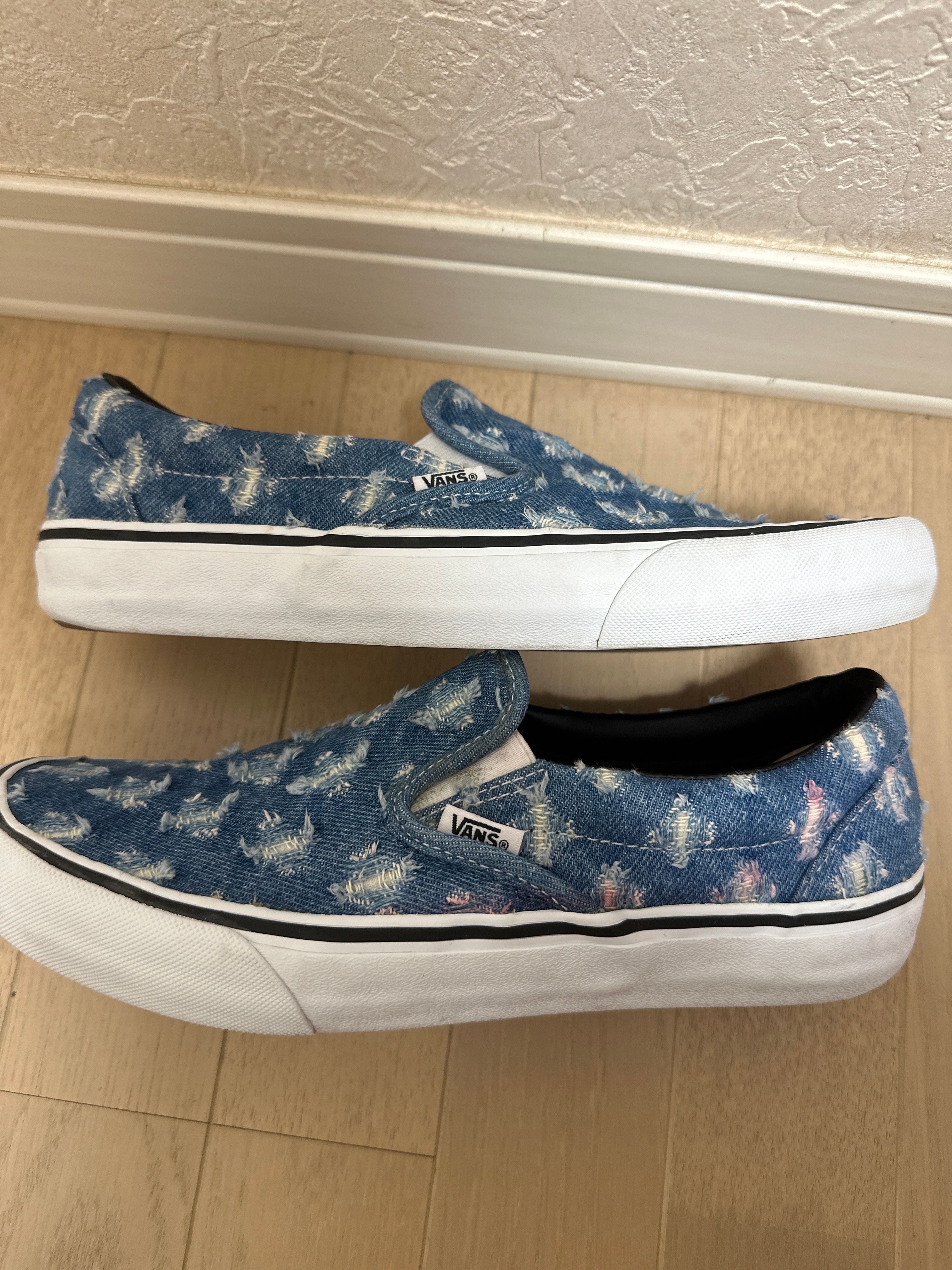 Supreme × Vans Slip-On Hole Punch Denim "Blue"