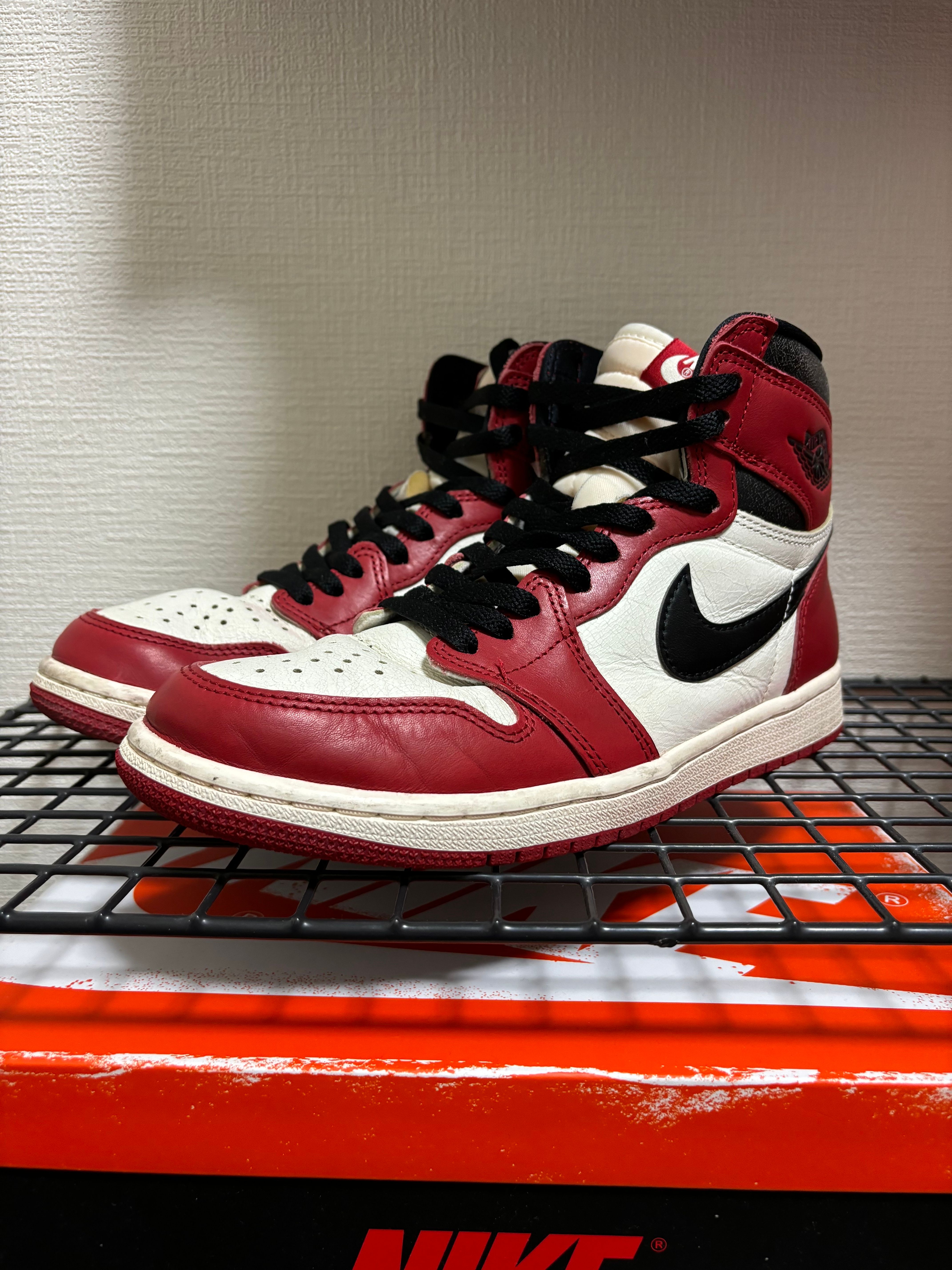 Nike Air Jordan 1 High OG "Lost & Found/Chicago"