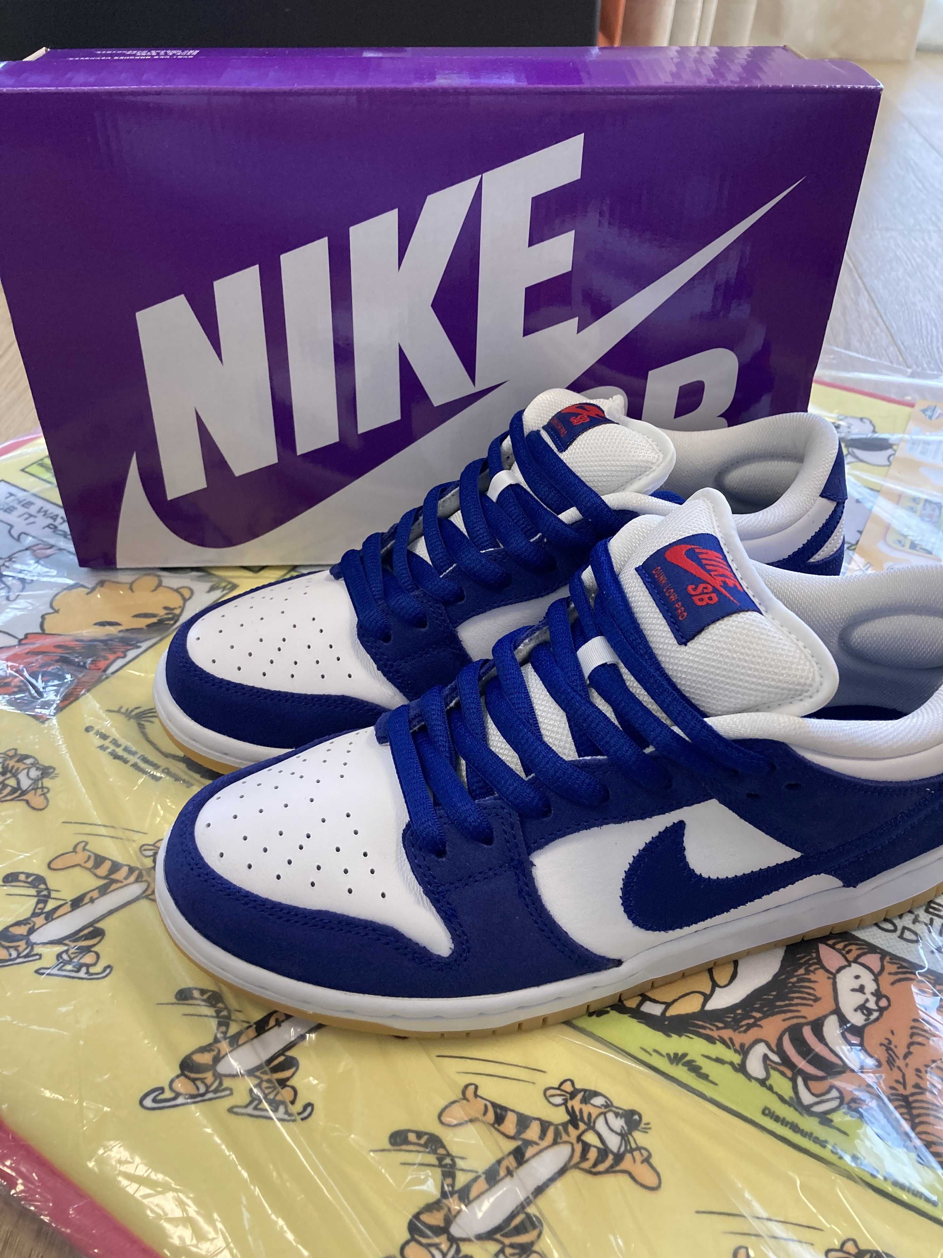 Nike SB Dunk Low "Los Angeles Dodgers/Deep Royal Blue"