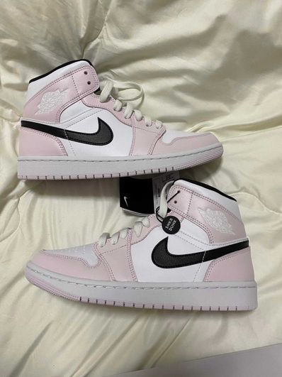 Nike Women's Air Jordan 1 Mid "Light Violet/White/Black"