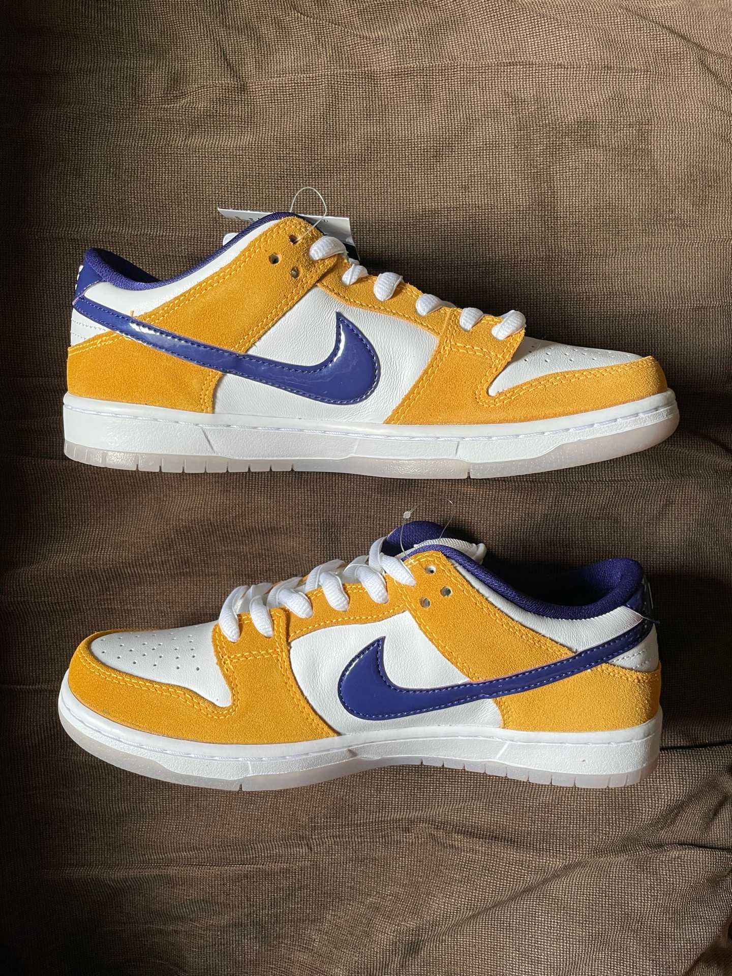 Nike SB Dunk Low "Laser Orange"