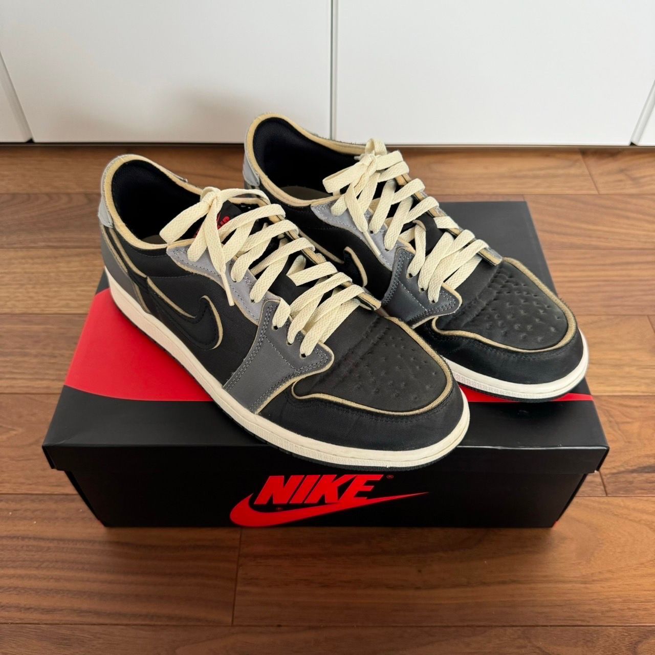 Nike Air Jordan 1 Low OG EX "Black and Smoke Grey"