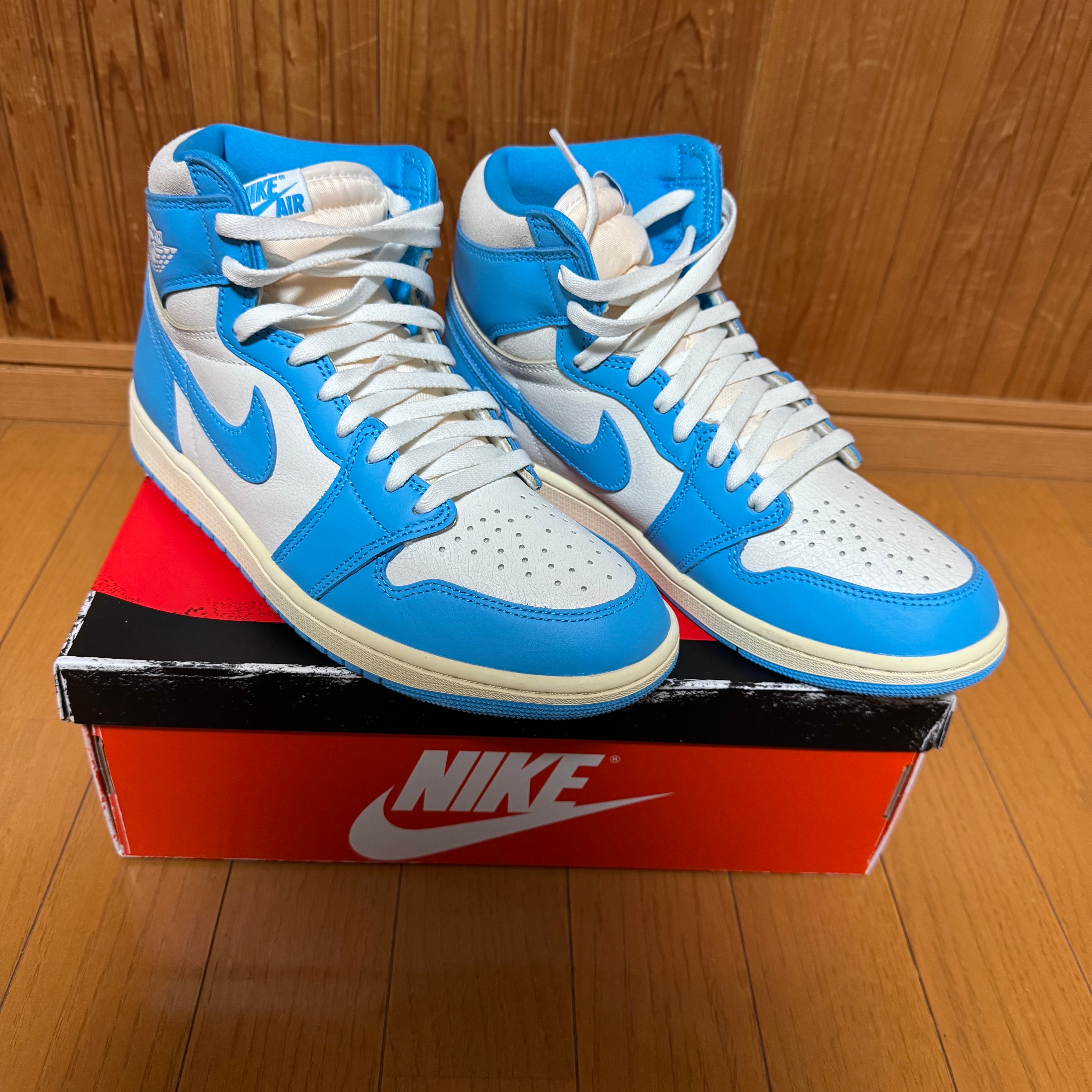 ナイキ エアジョーダン1 レトロ ハイ OG "UNC リイマジンド"