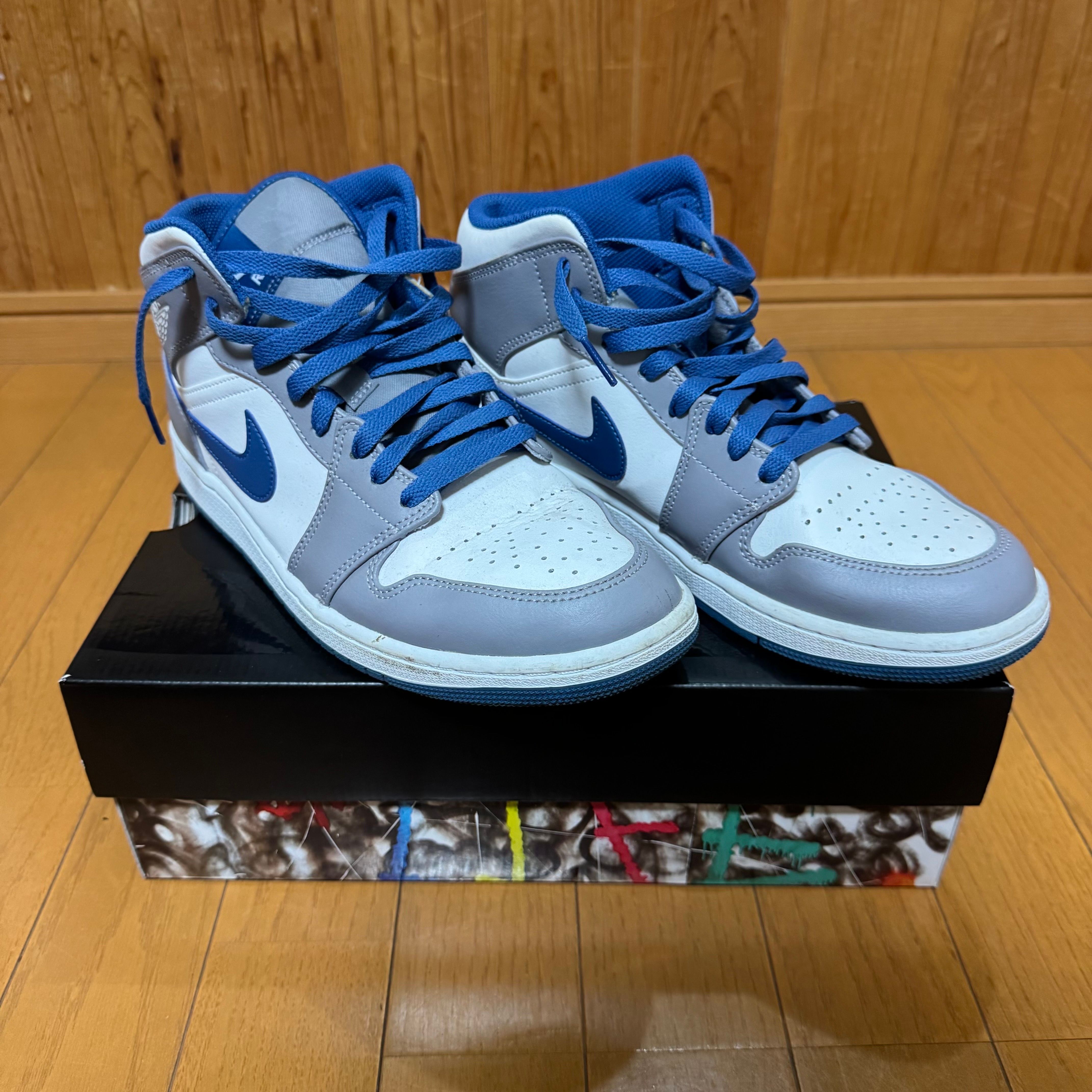 Nike Air Jordan 1 Mid "True Blue"