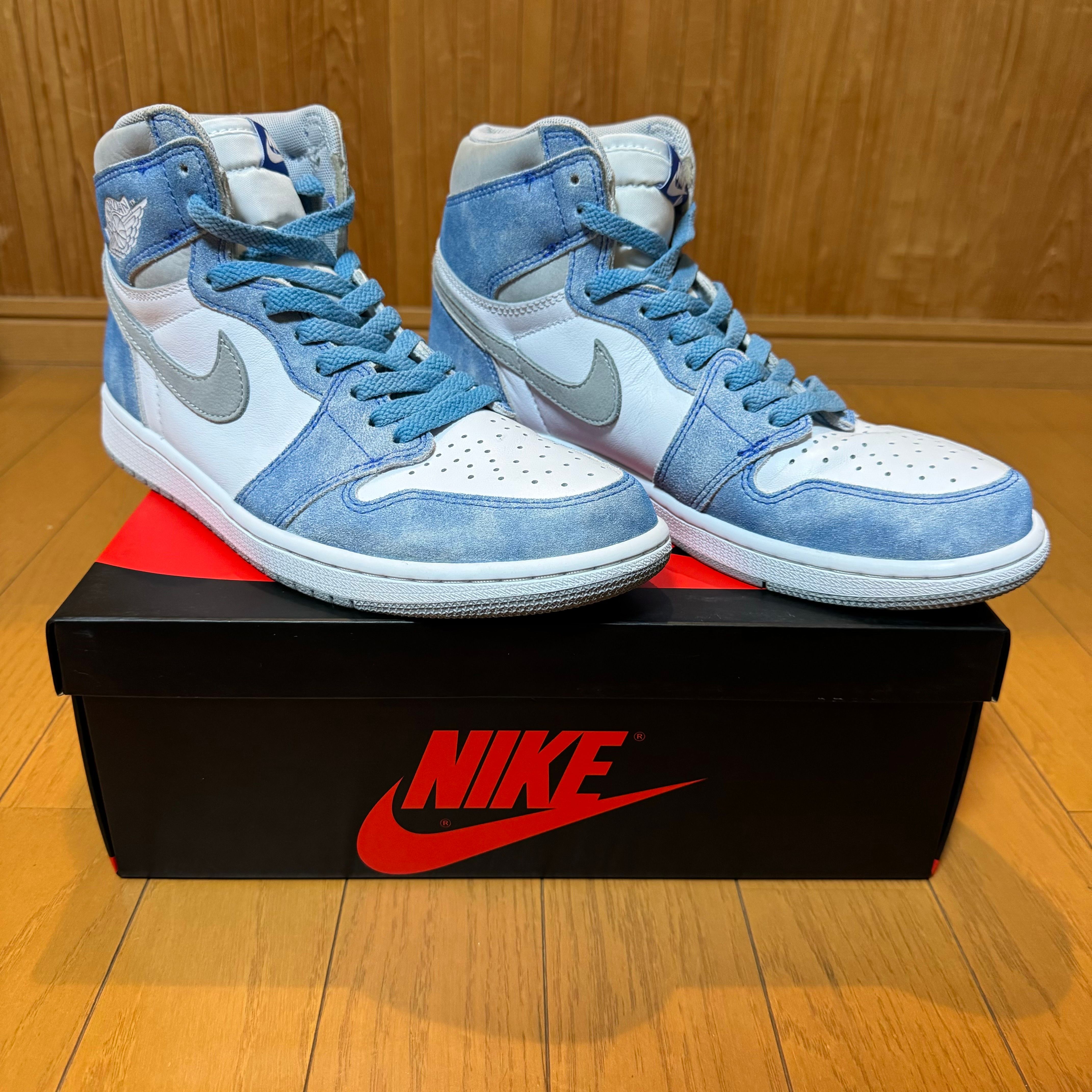Nike Air Jordan 1 High OG "Hyper Royal"