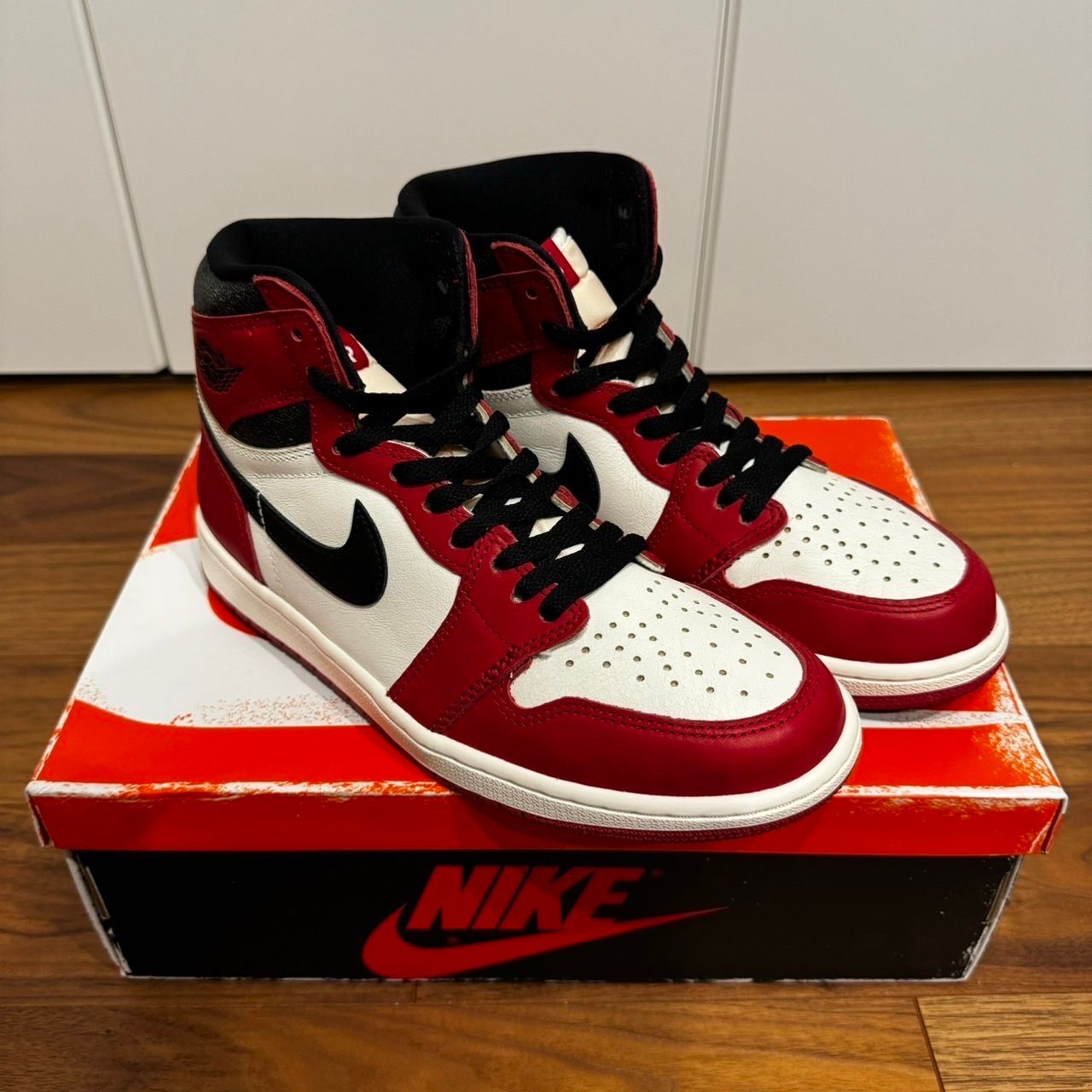 Nike Air Jordan 1 High OG "Lost & Found/Chicago"