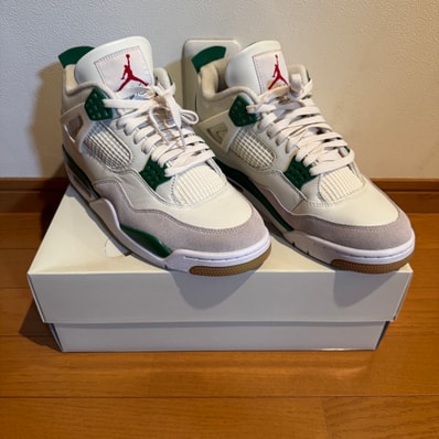 Nike SB × Air Jordan 4 Retro SP "Pine Green"