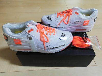 NIKE Women's AIR MAX 1 "WHITE JUST DO IT COLLECTION"