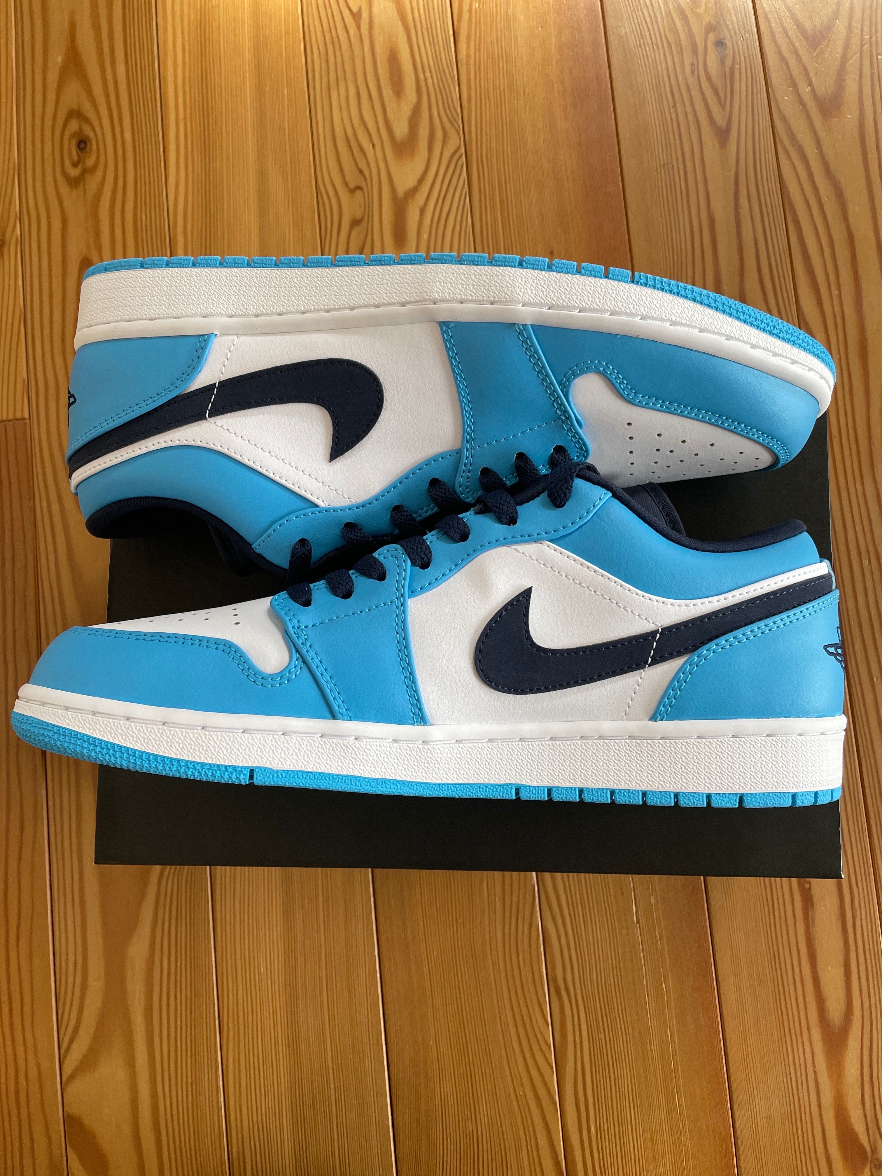 Nike Air Jordan 1 Low "University Blue"