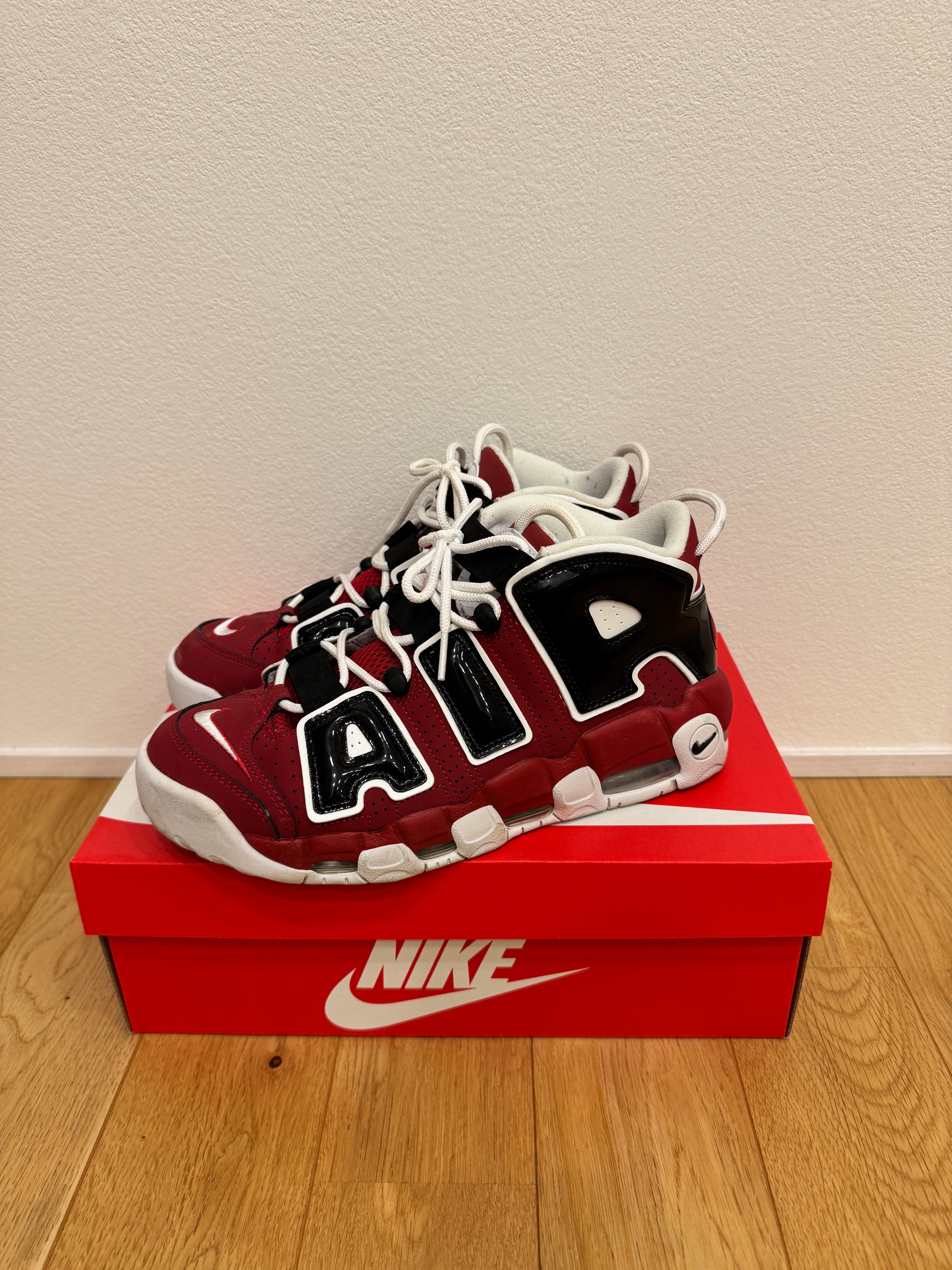 ナイキ エアモアアップテンポ ’96 "ブラック アンド バーシティレッド" (2021) 