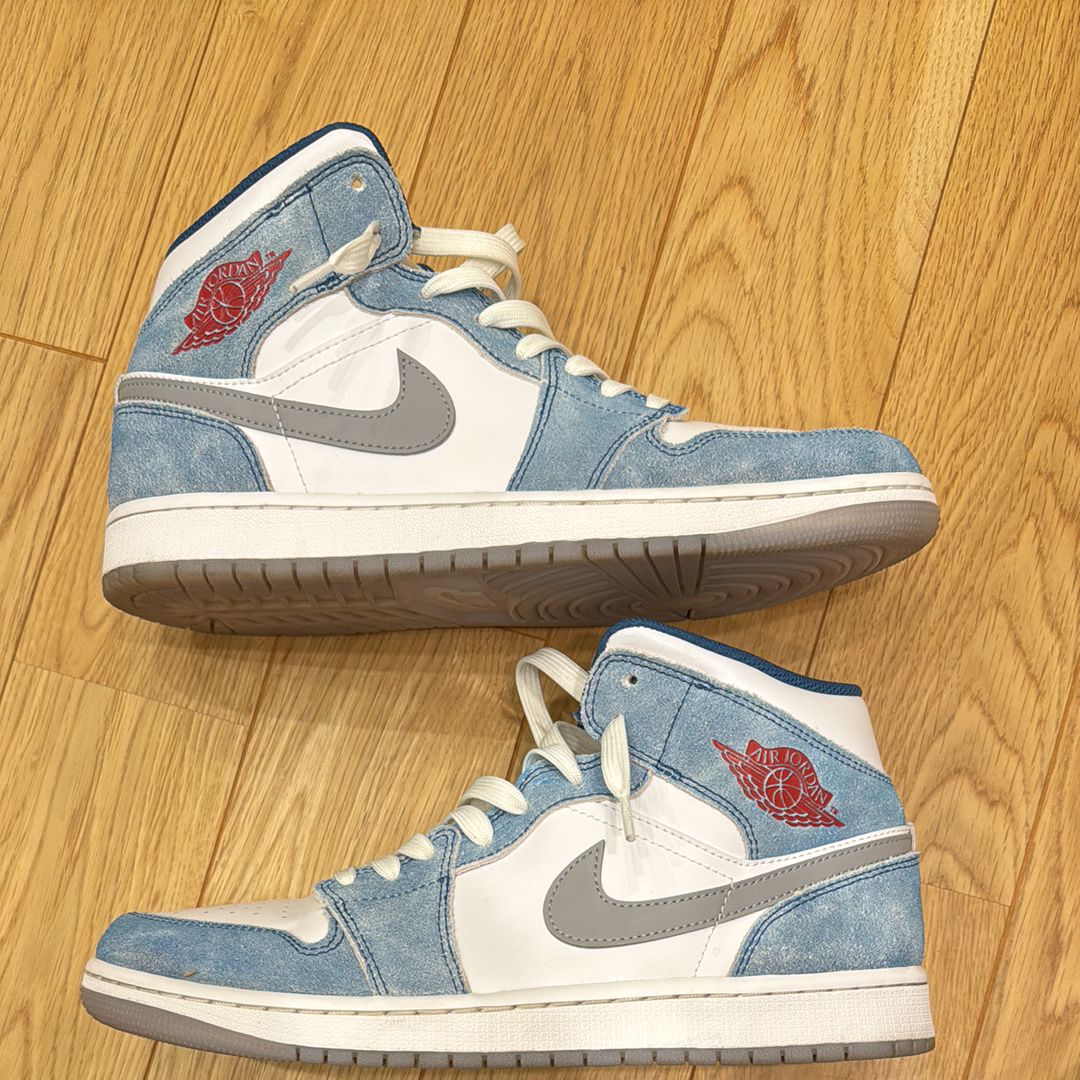 Nike Air Jordan 1 Mid SE "White/Hyper Royal/Red"