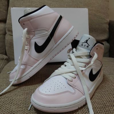 Nike Women's Air Jordan 1 Mid "Light Violet/White/Black"