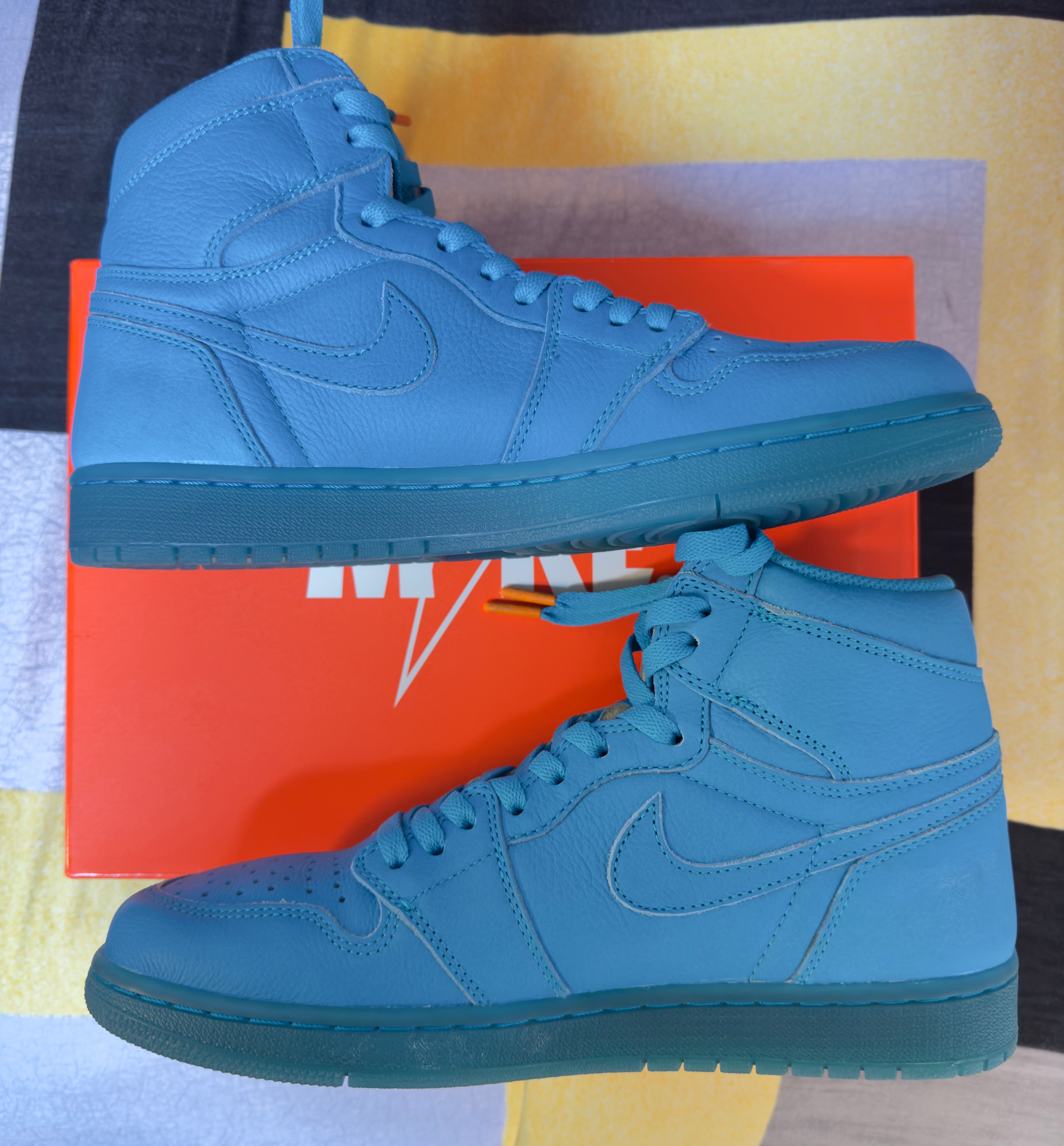 Nike Air Jordan 1 Retro High Gatorade "Blue Lagoon"