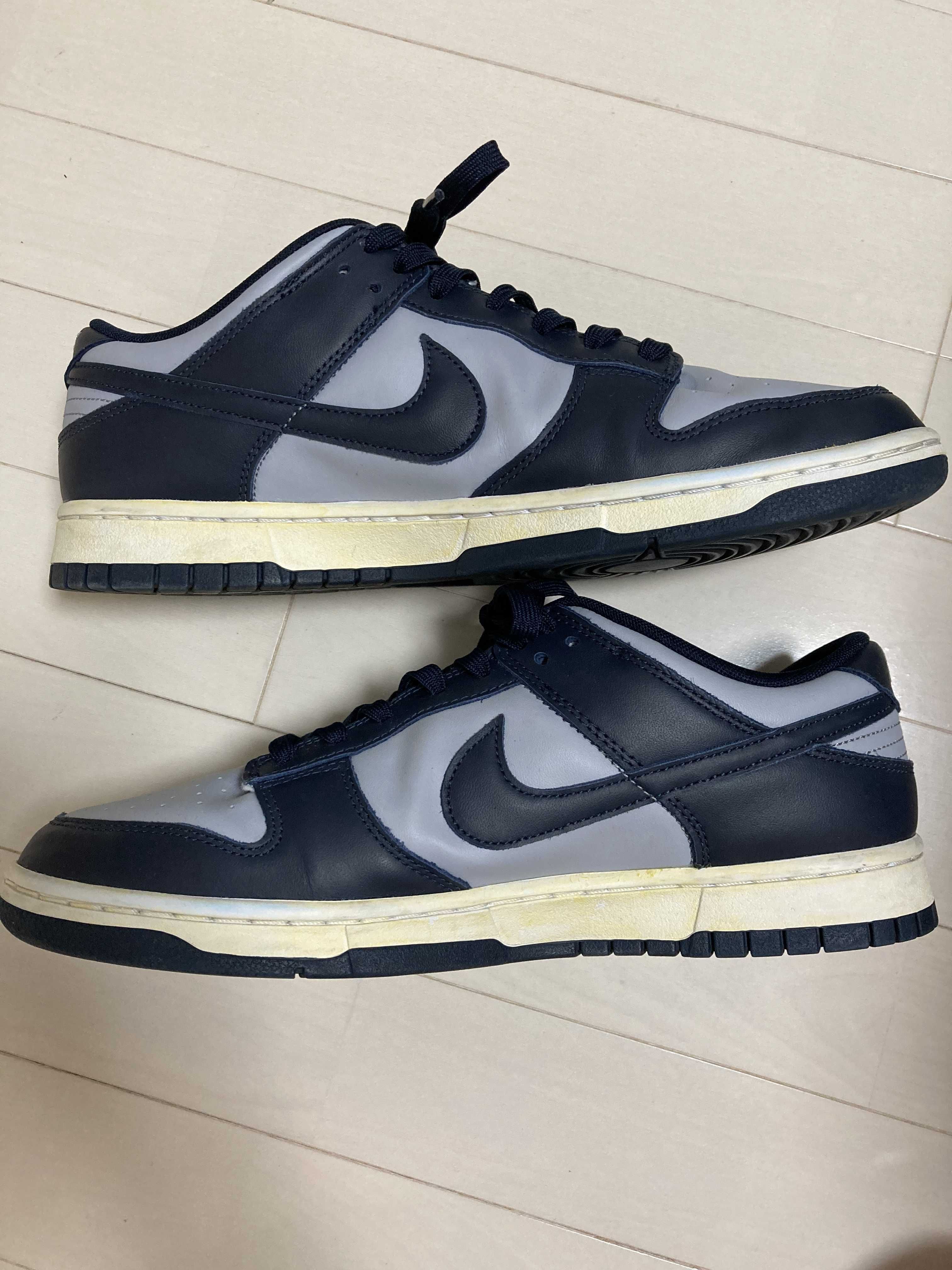 Nike Dunk Low "Championship Grey"