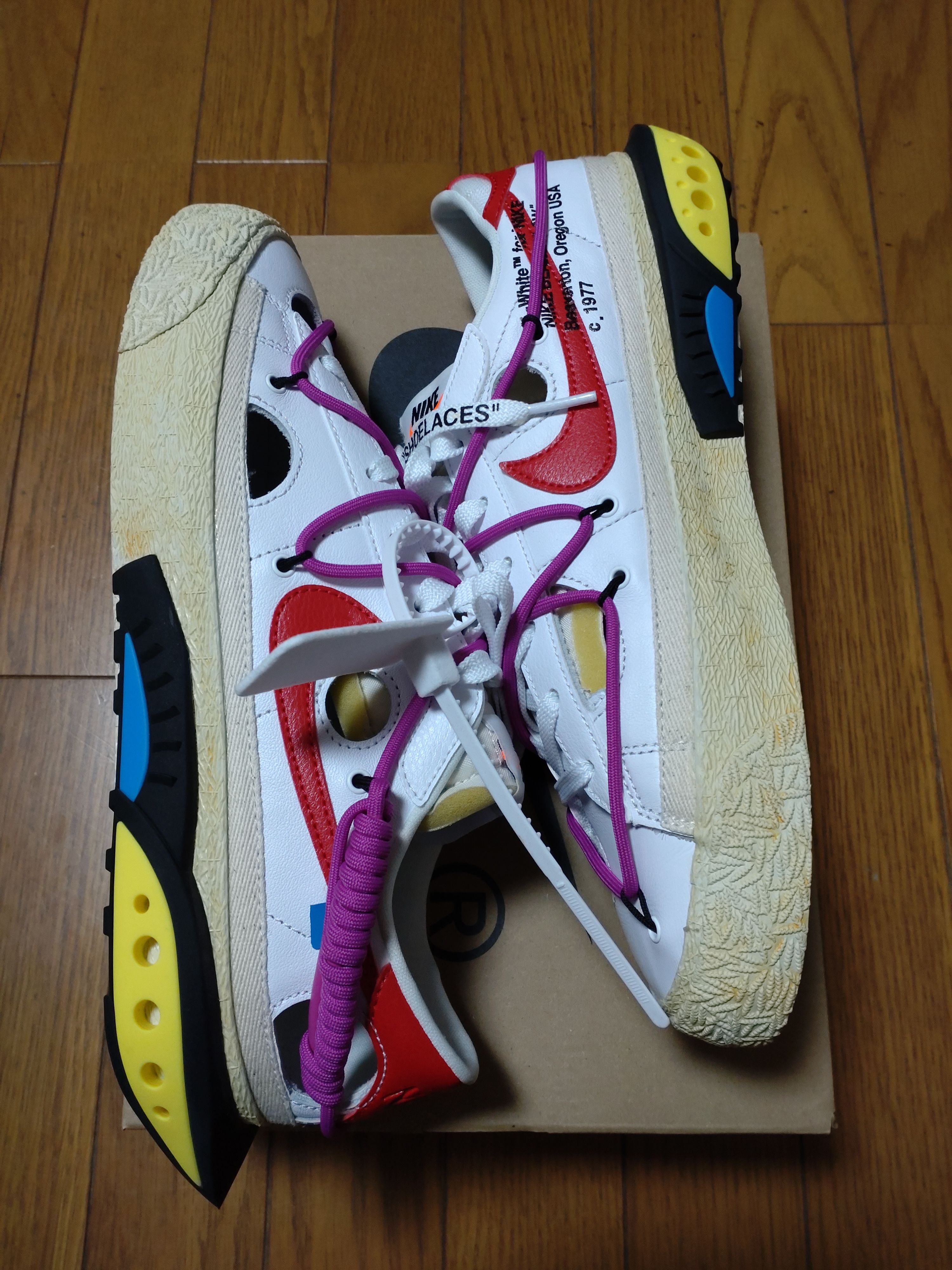 Off-White × Nike Blazer Low "White and University Red"
