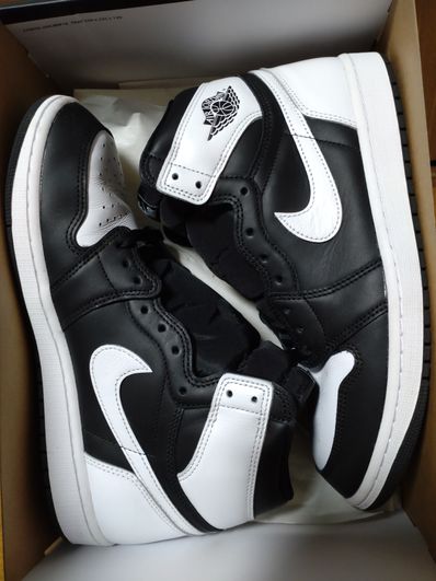Nike Air Jordan 1 Retro High OG "Black/White"
