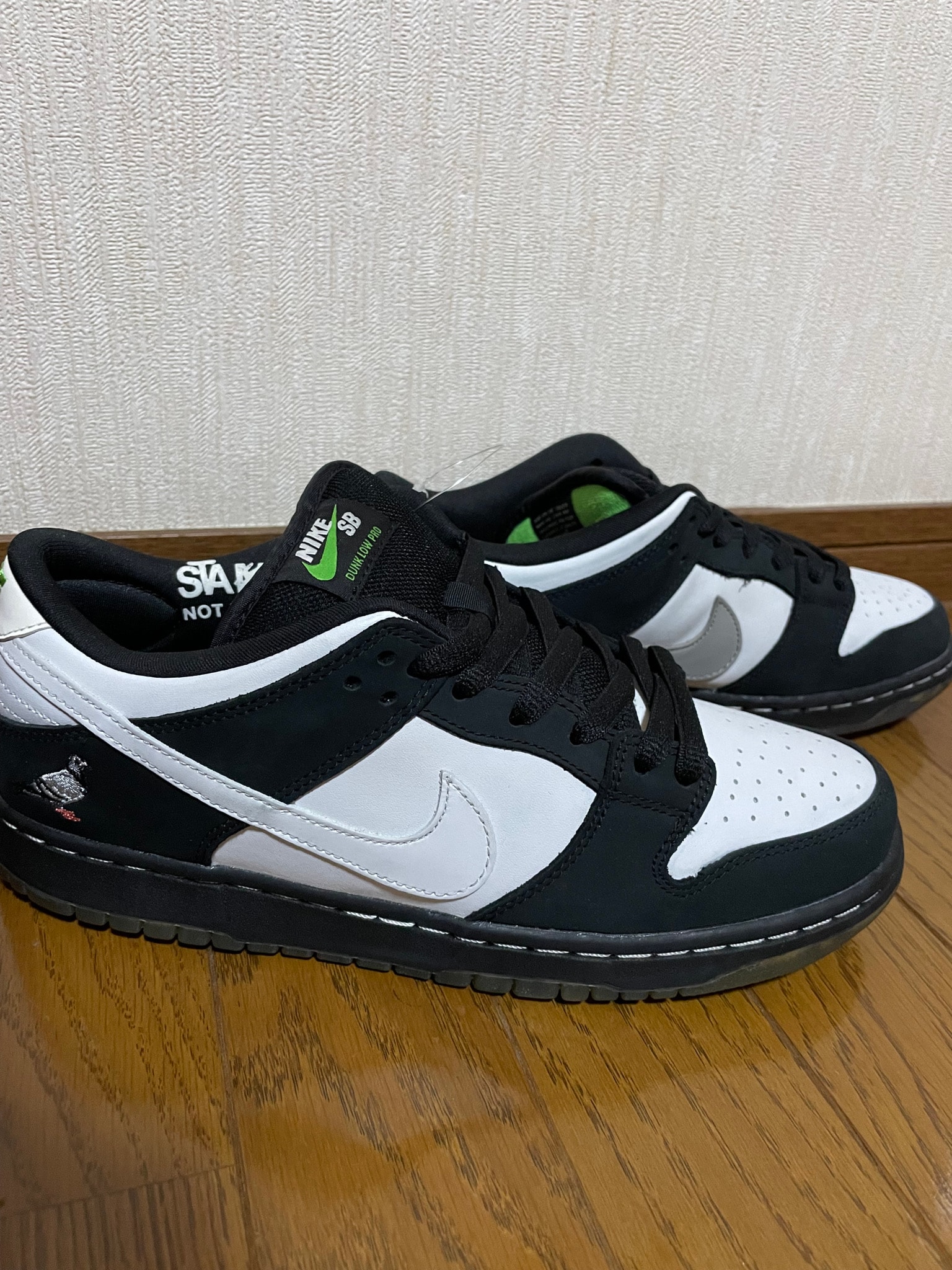 STAPLE × Nike SB Dunk Low "Pigeon Black/White"