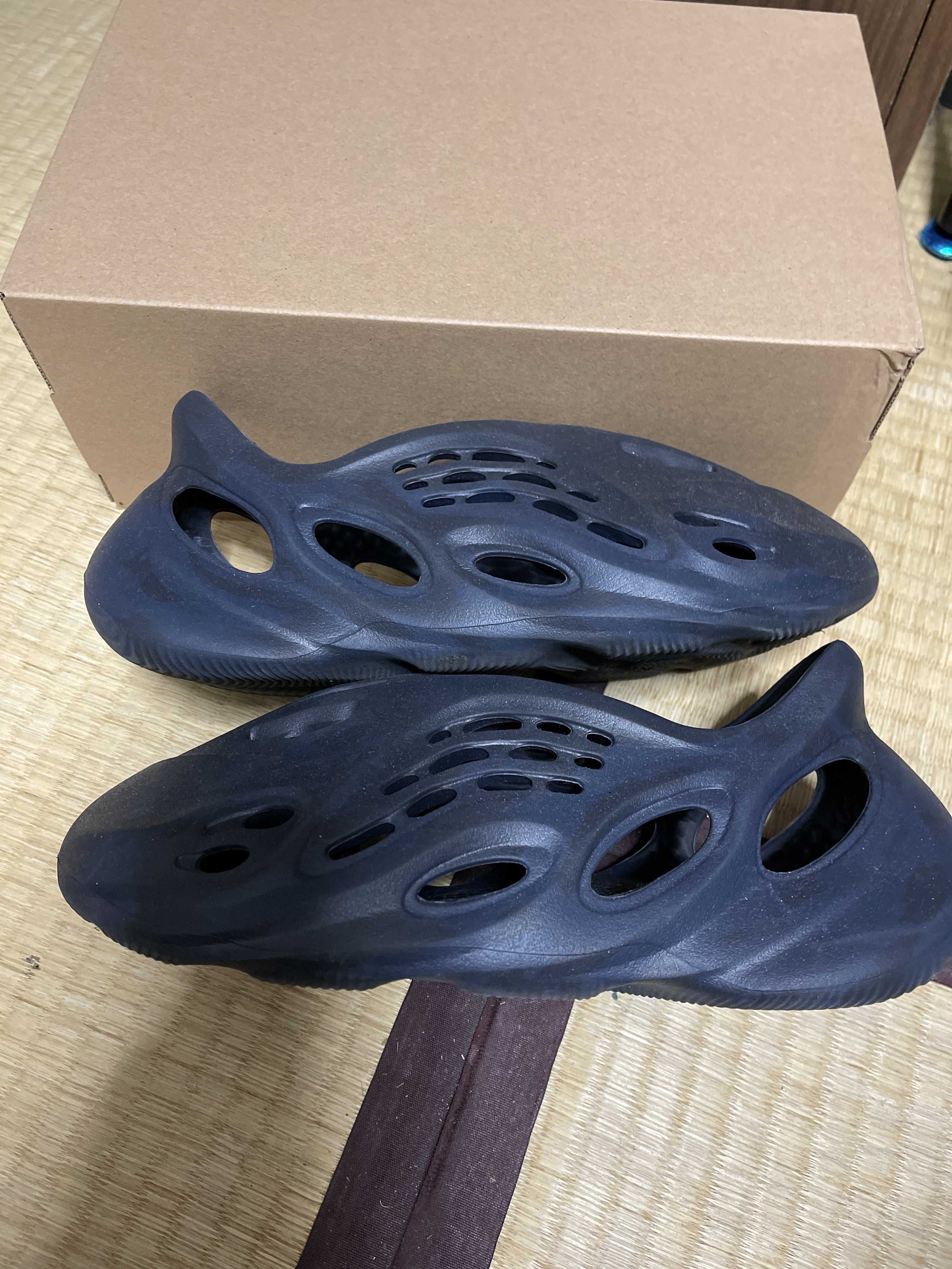 adidas YEEZY Foam Runner "Mineral Blue"