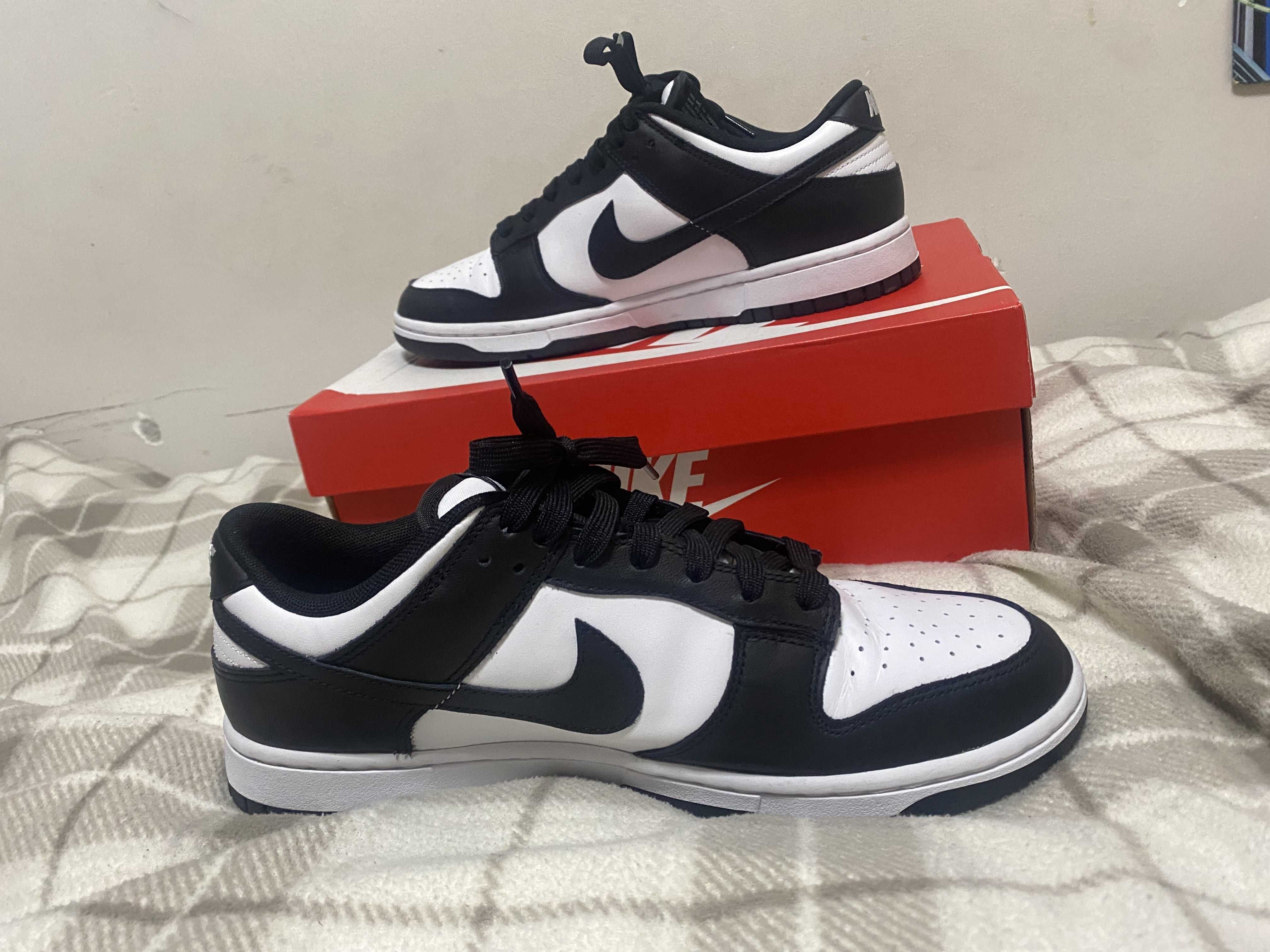 Nike Dunk Low Retro "Panda/White/Black"