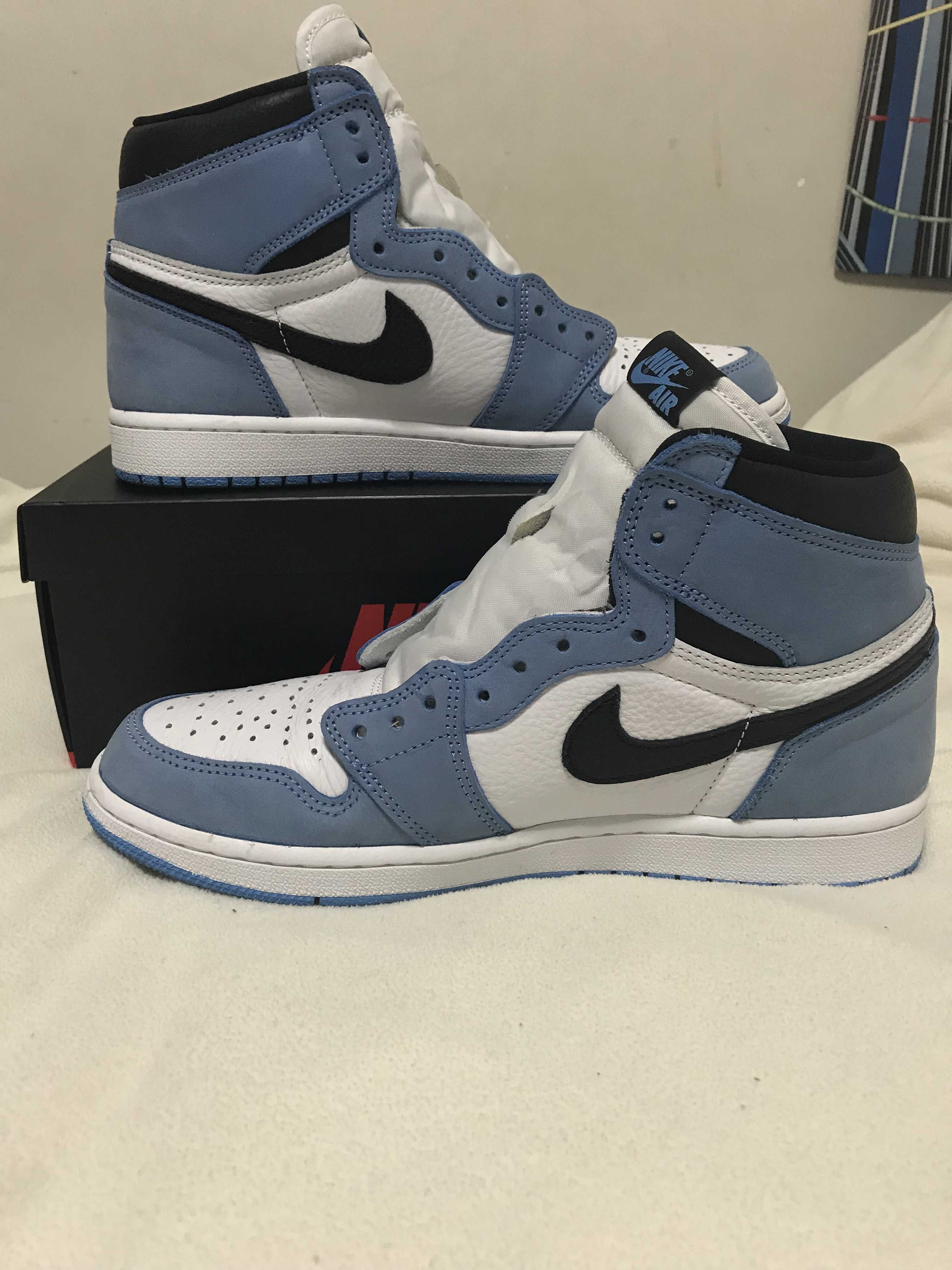 Nike Air Jordan 1 High OG "University Blue"