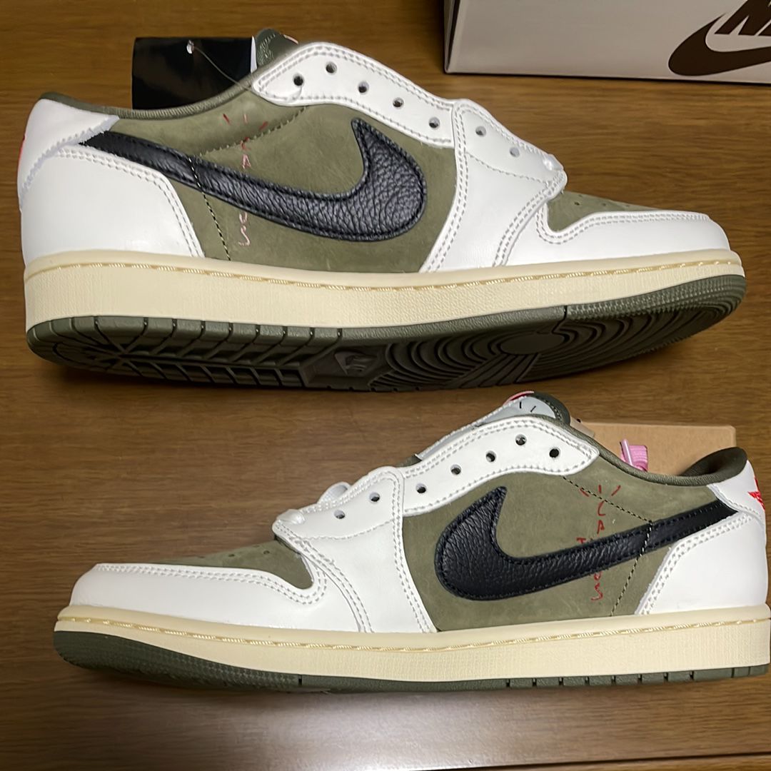 Travis Scott × Nike Air Jordan 1 Low OG SP "Reverse Olive"