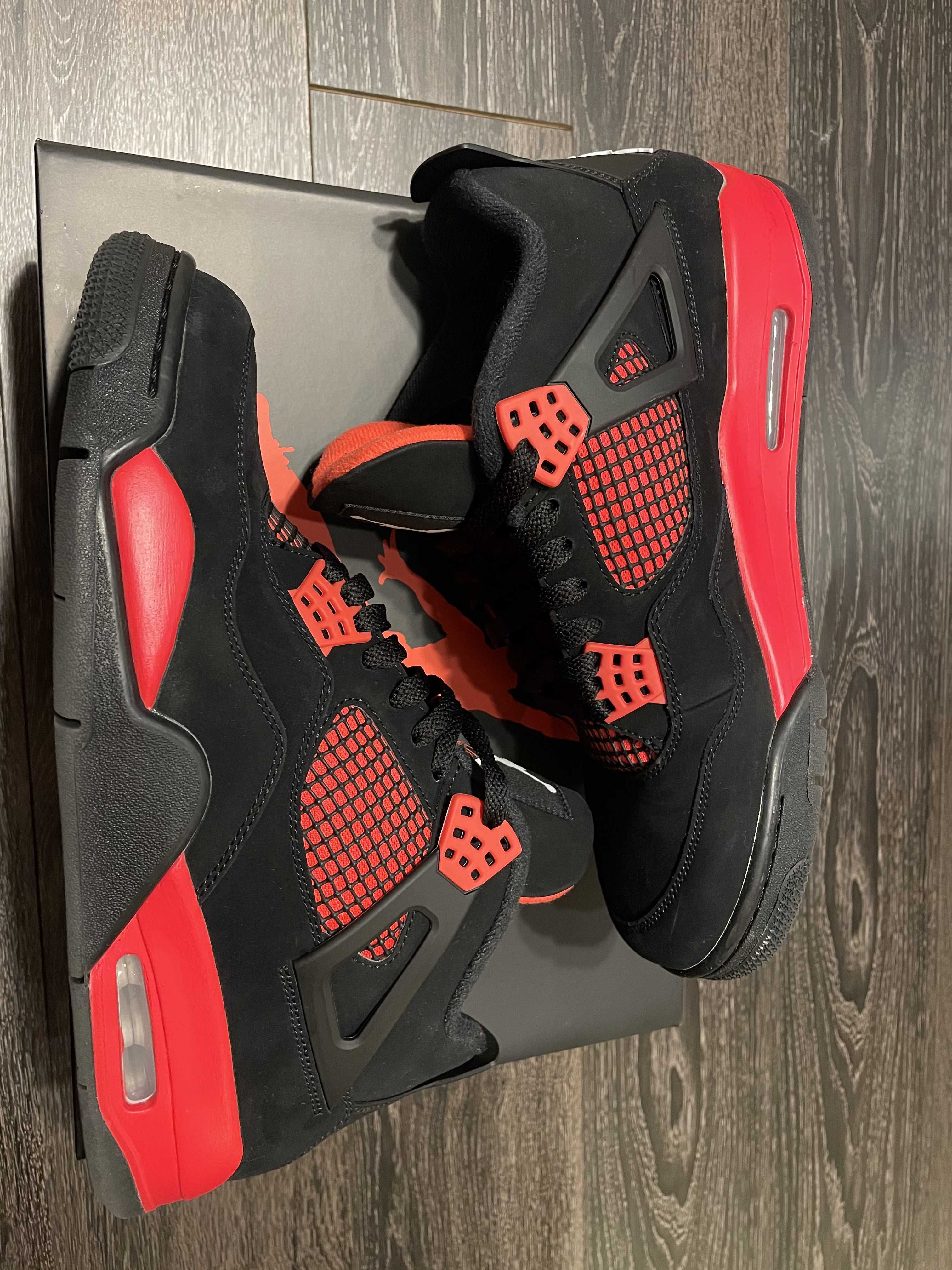 Nike Air Jordan 4 "Red Thunder/Crimson"