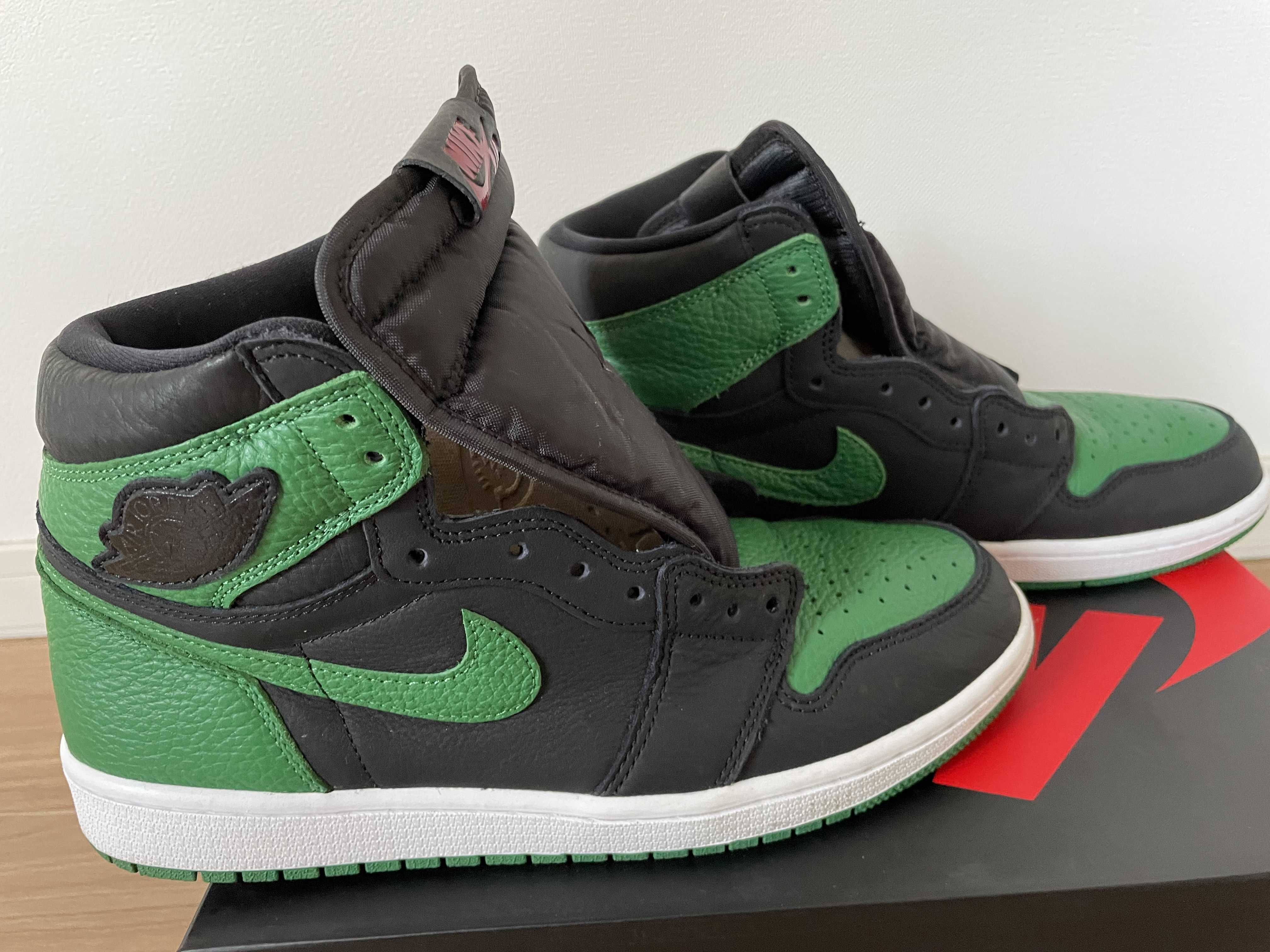 Nike Air Jordan 1 Retro High OG "Black/Pine Green" (2020)