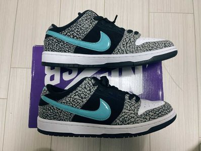 Nike SB Dunk Low "Elephant/Safari"
