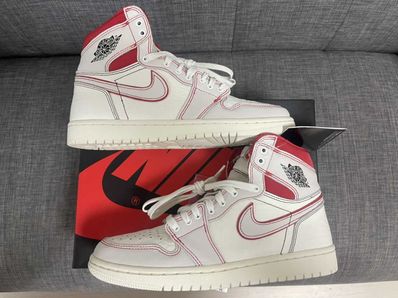 Nike Air Jordan 1 Retro High OG "Sail/University Red"