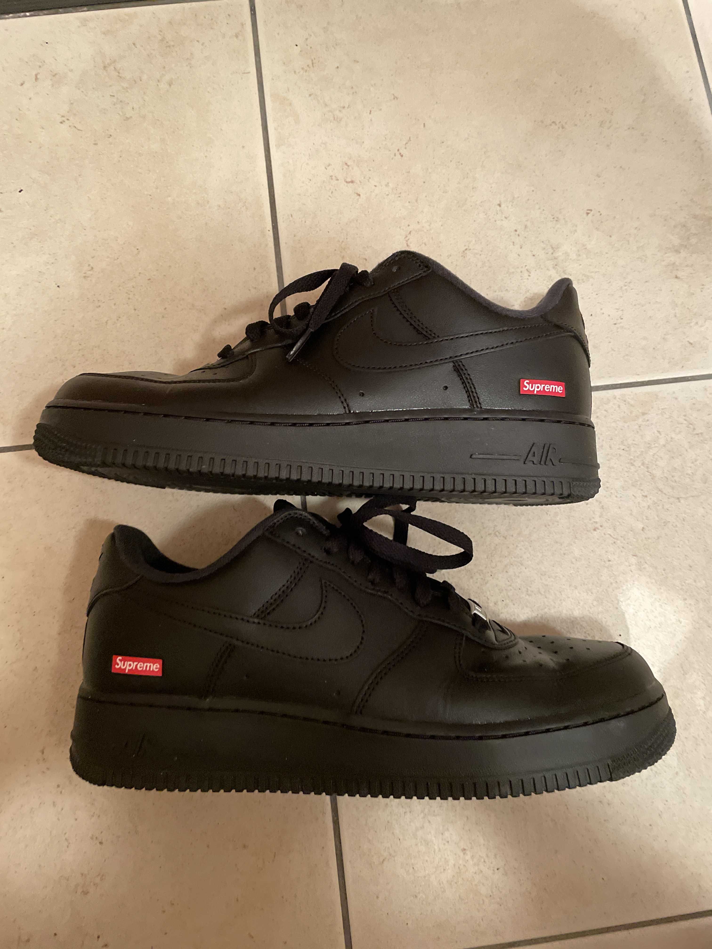 Supreme × Nike Air Force 1 Low "Black"