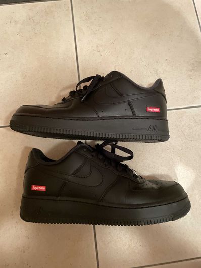 Supreme × Nike Air Force 1 Low "Black"