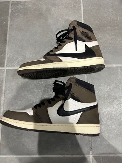 Travis Scott × Nike Air Jordan 1 Retro High OG TS SP "Sail/Dark Mocha"