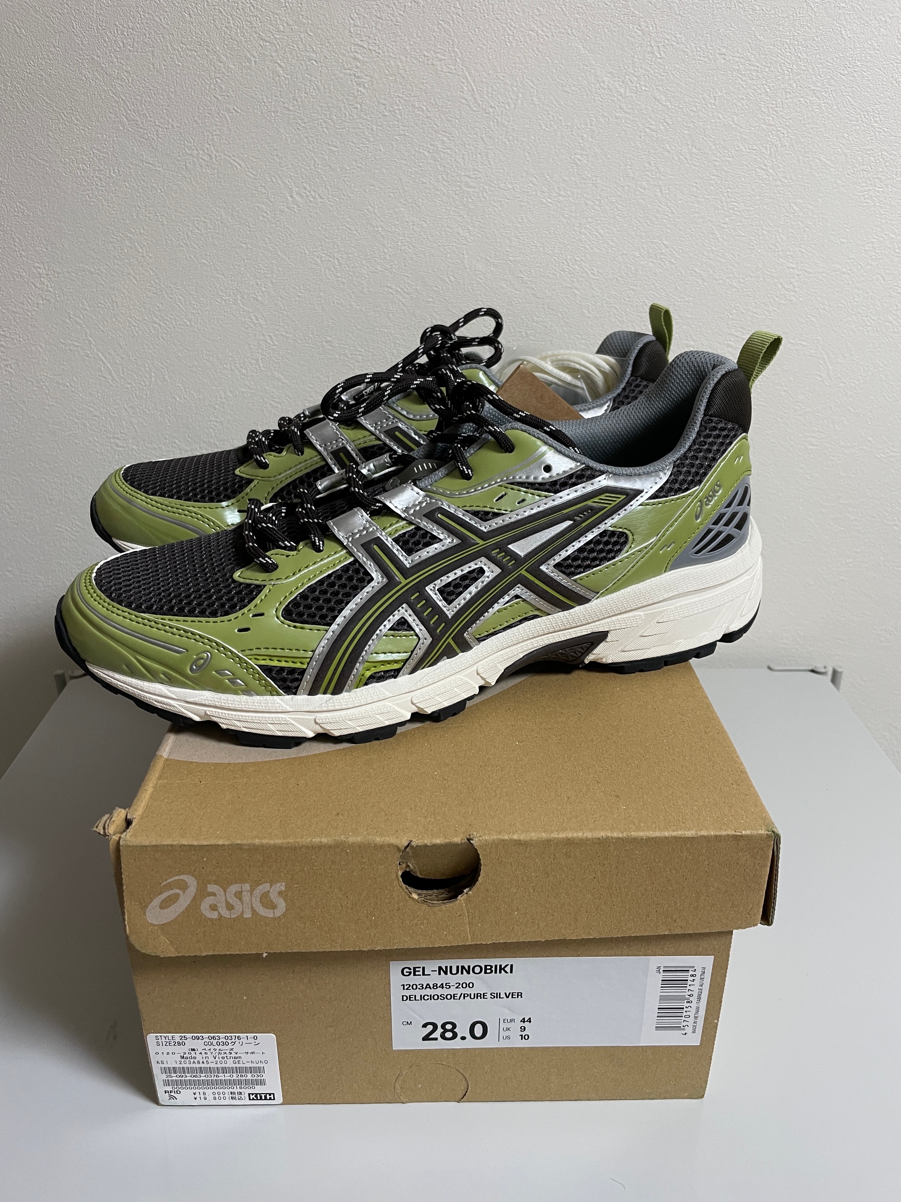 キス ロニーファイグ × アシックス ゲルヌノビキ "デリシオーソ/ピュアシルバー"